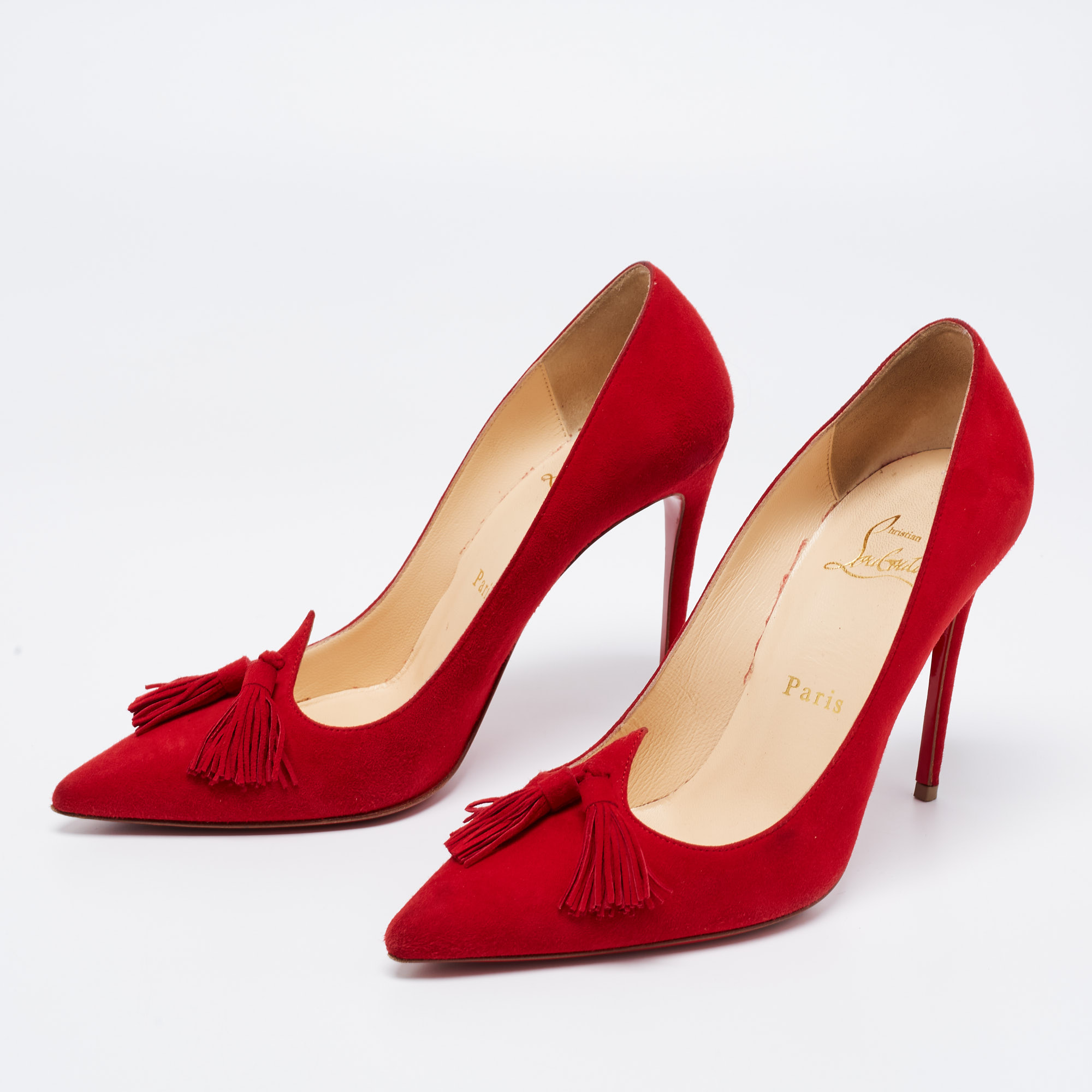 

Christian Louboutin Red Suede Tassel Embellished Gwalior Pumps Size