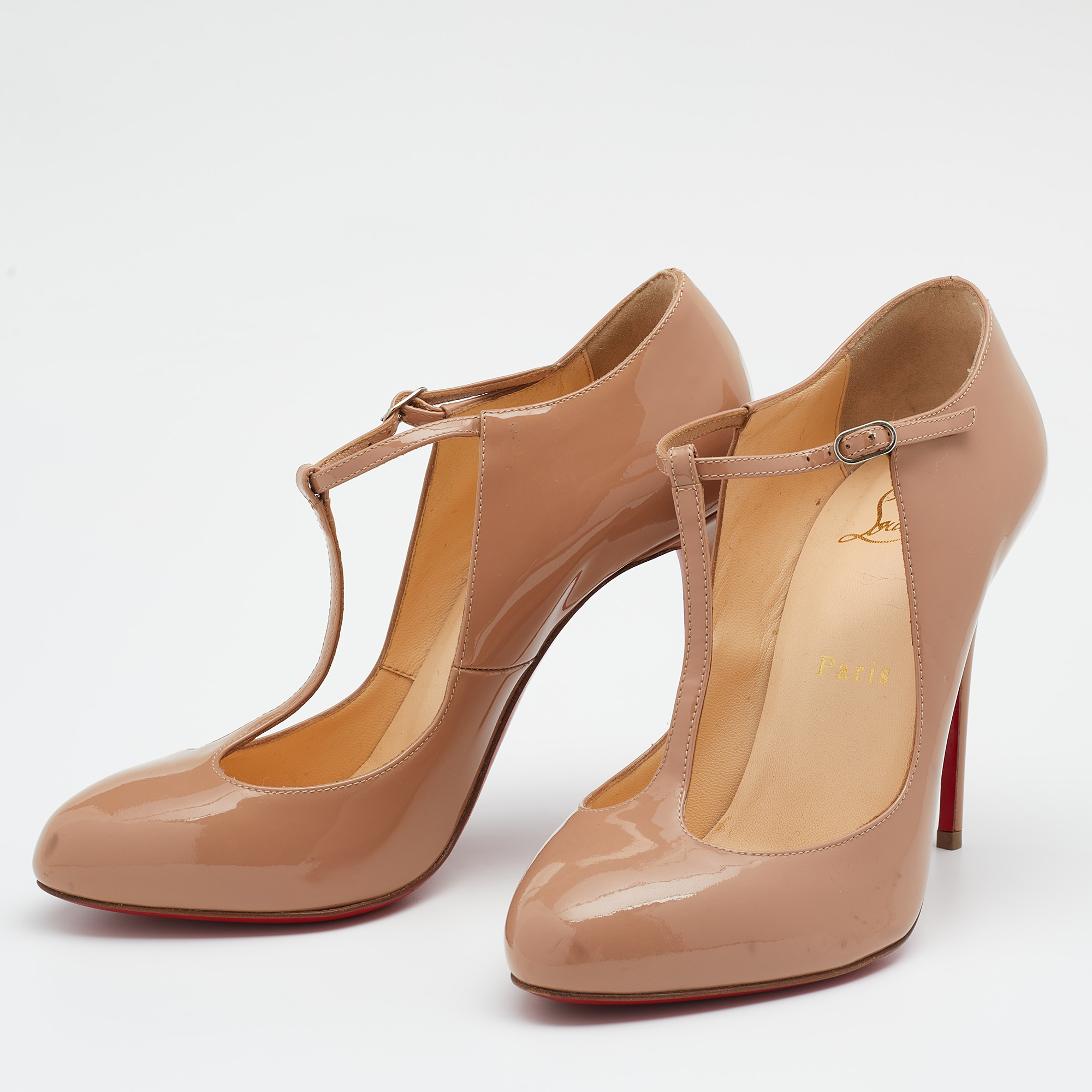 

Christian Louboutin Beige Patent Leather Tpoppins Pumps Size