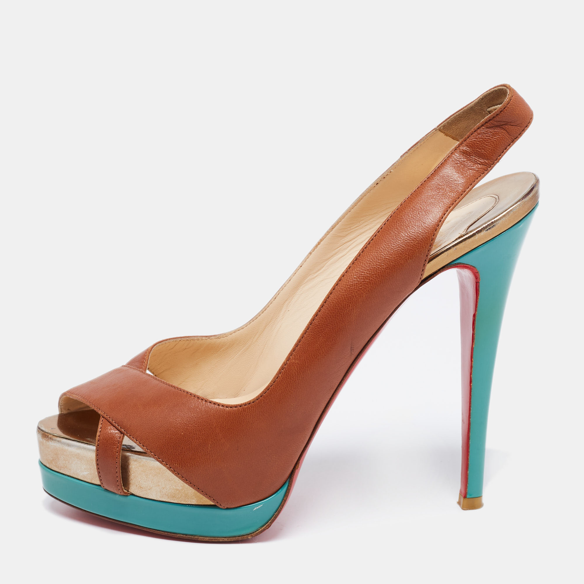Walk with elegance and confidence in these Very Croise pumps from the House of Christian Louboutin. Crafted using brown leather these pumps display peep toes slender 13 cm heels platforms and a slingback. From formal to dressy these stunning CL pumps are the perfect fit to look classy in