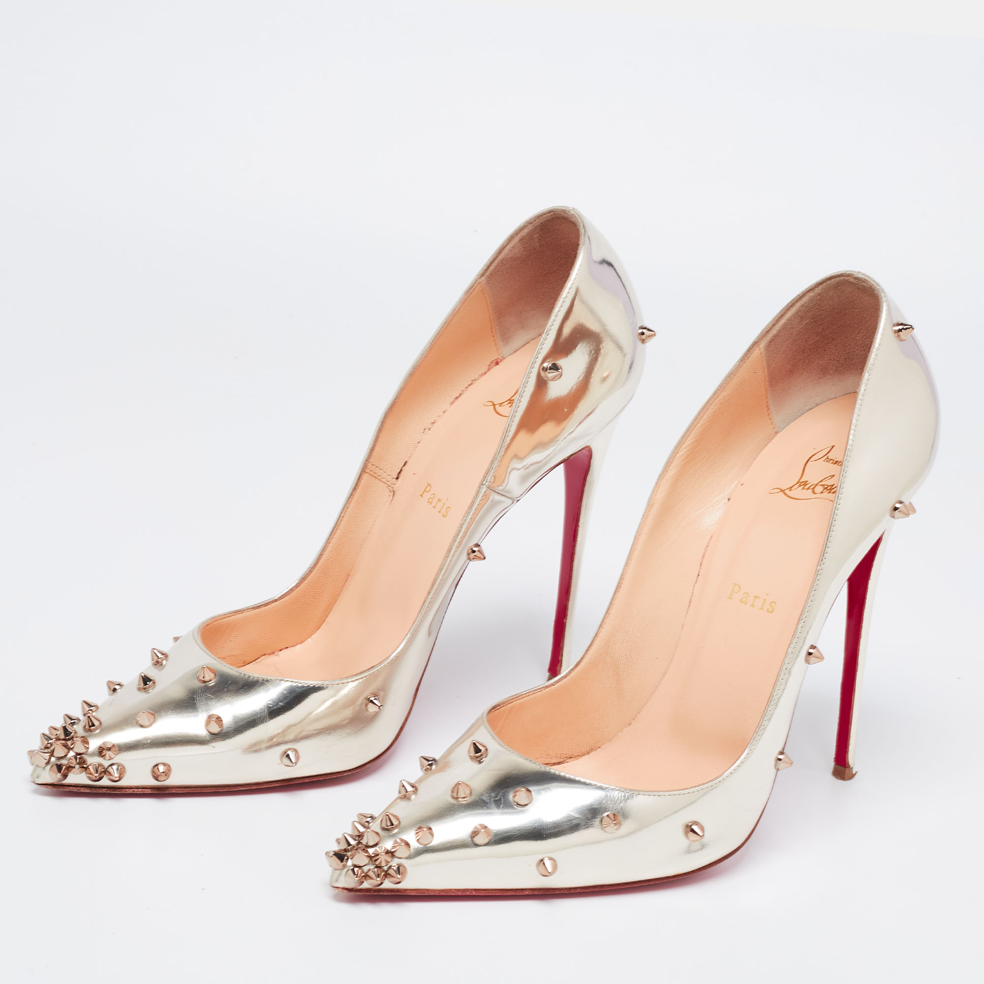 

Christian Louboutin Metallic Gold Leather Degraspike Pointed Toe Pumps Size