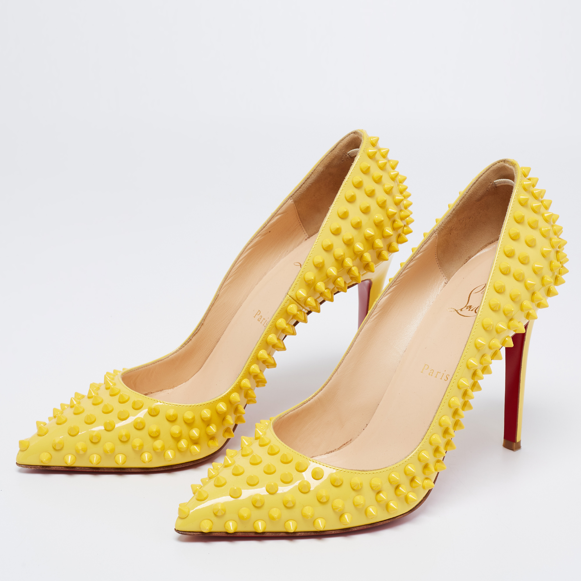 

Christian Louboutin Yellow Patent Leather Pigalle Spikes Pumps Size