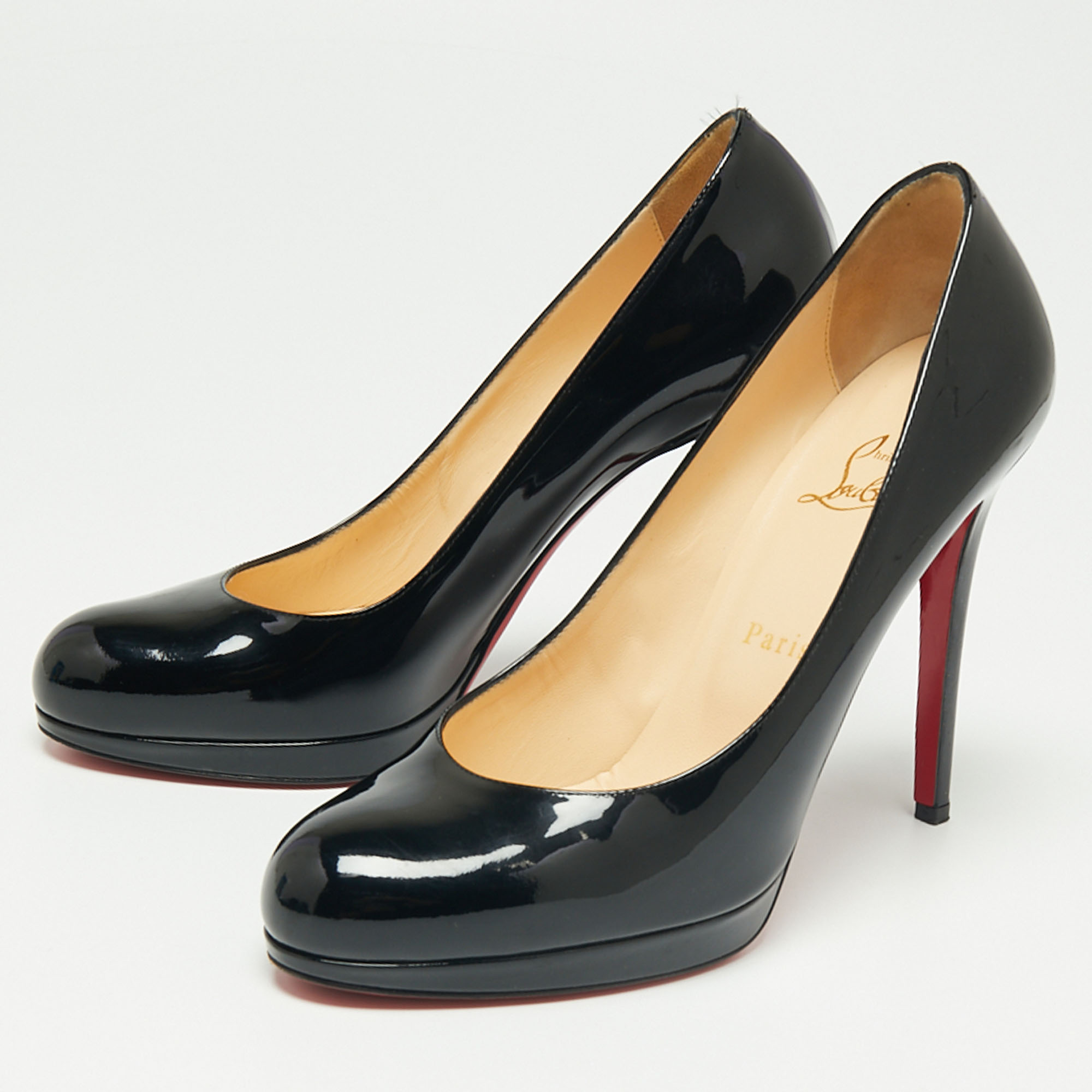

Christian Louboutin Black Patent Leather New Simple Pumps Size
