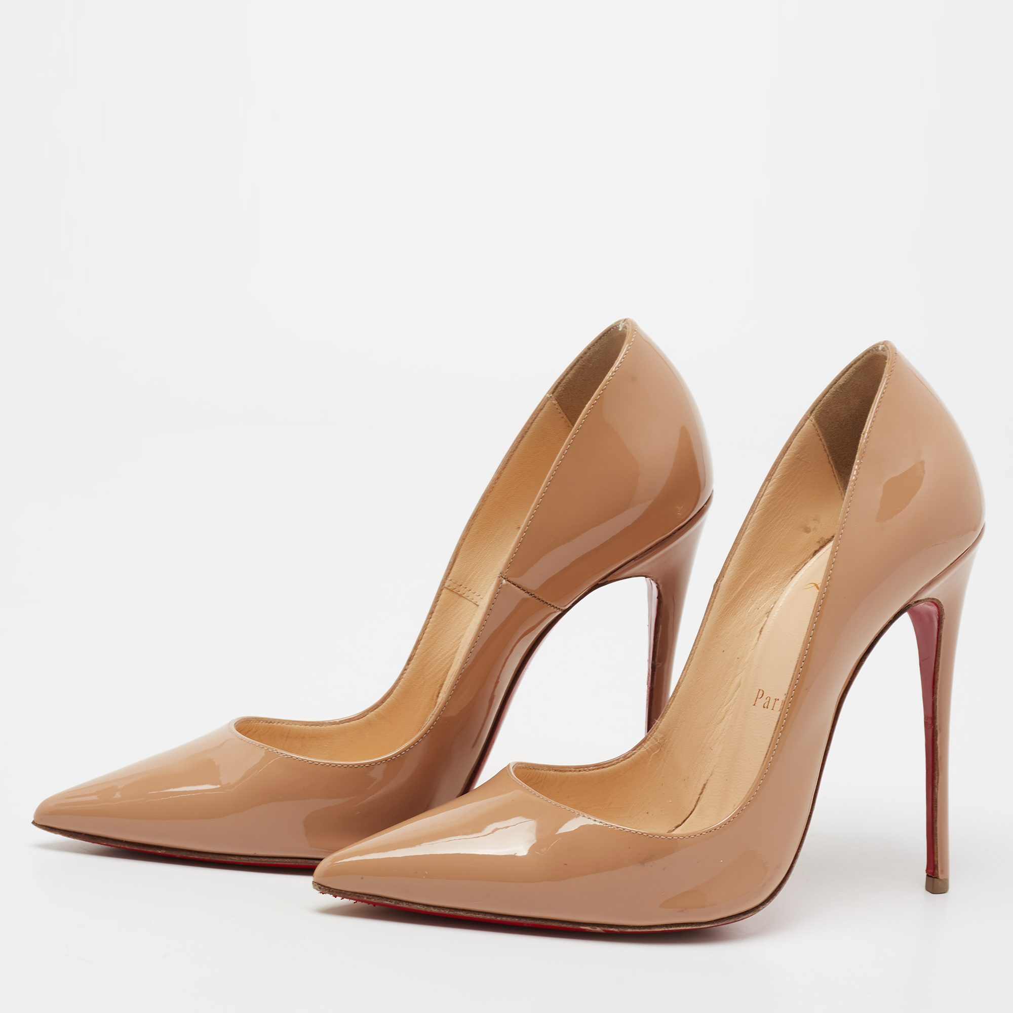 

Christian Louboutin Beige Patent Leather So Kate Pointed Toe Pumps Size