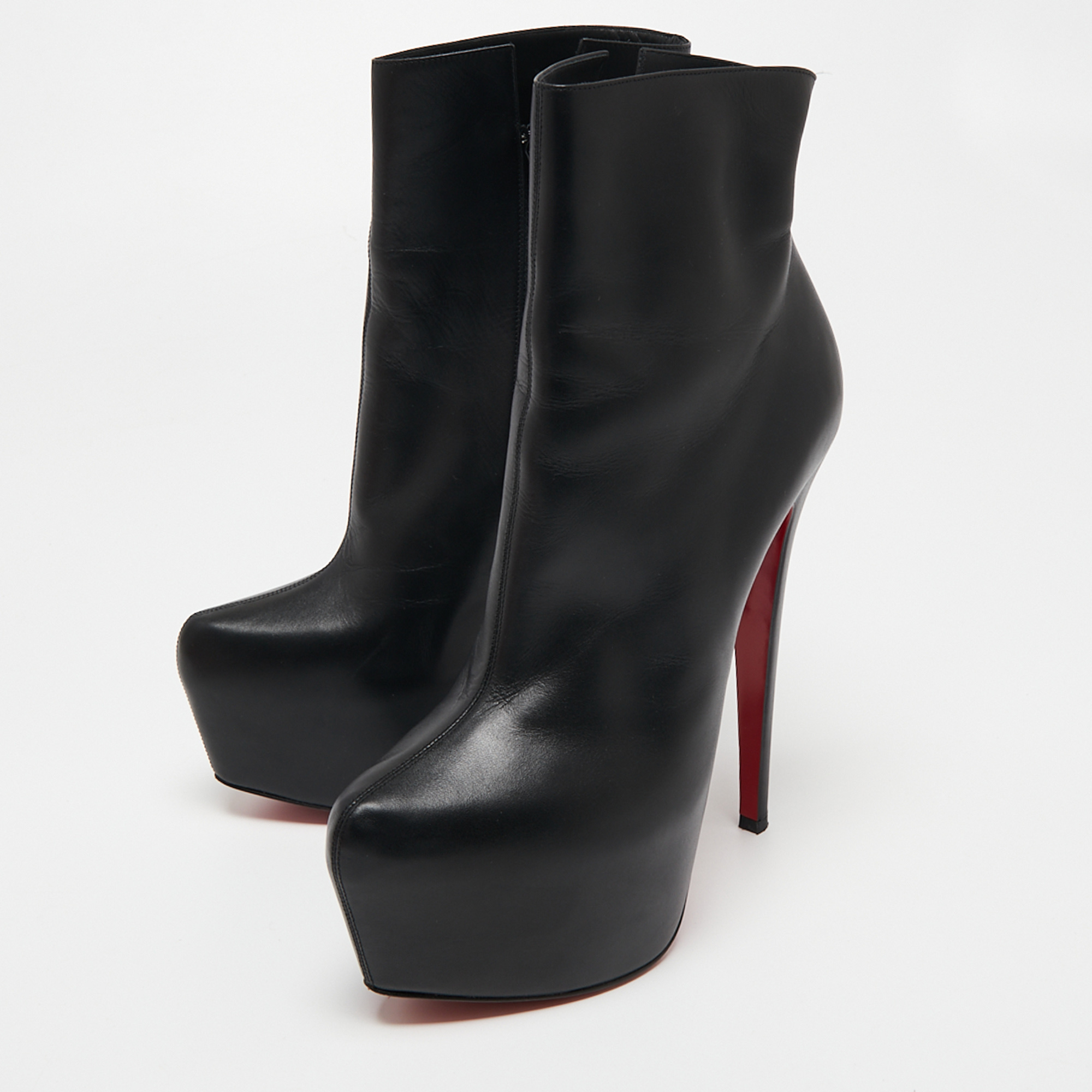 

Christian Louboutin Black Leather Daffodile Platform Ankle Boots Size