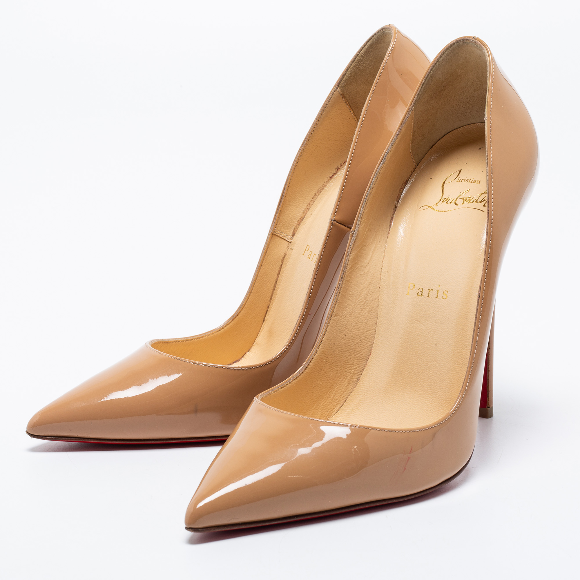 

Christian Louboutin Beige Patent Leather So Kate Pumps Size