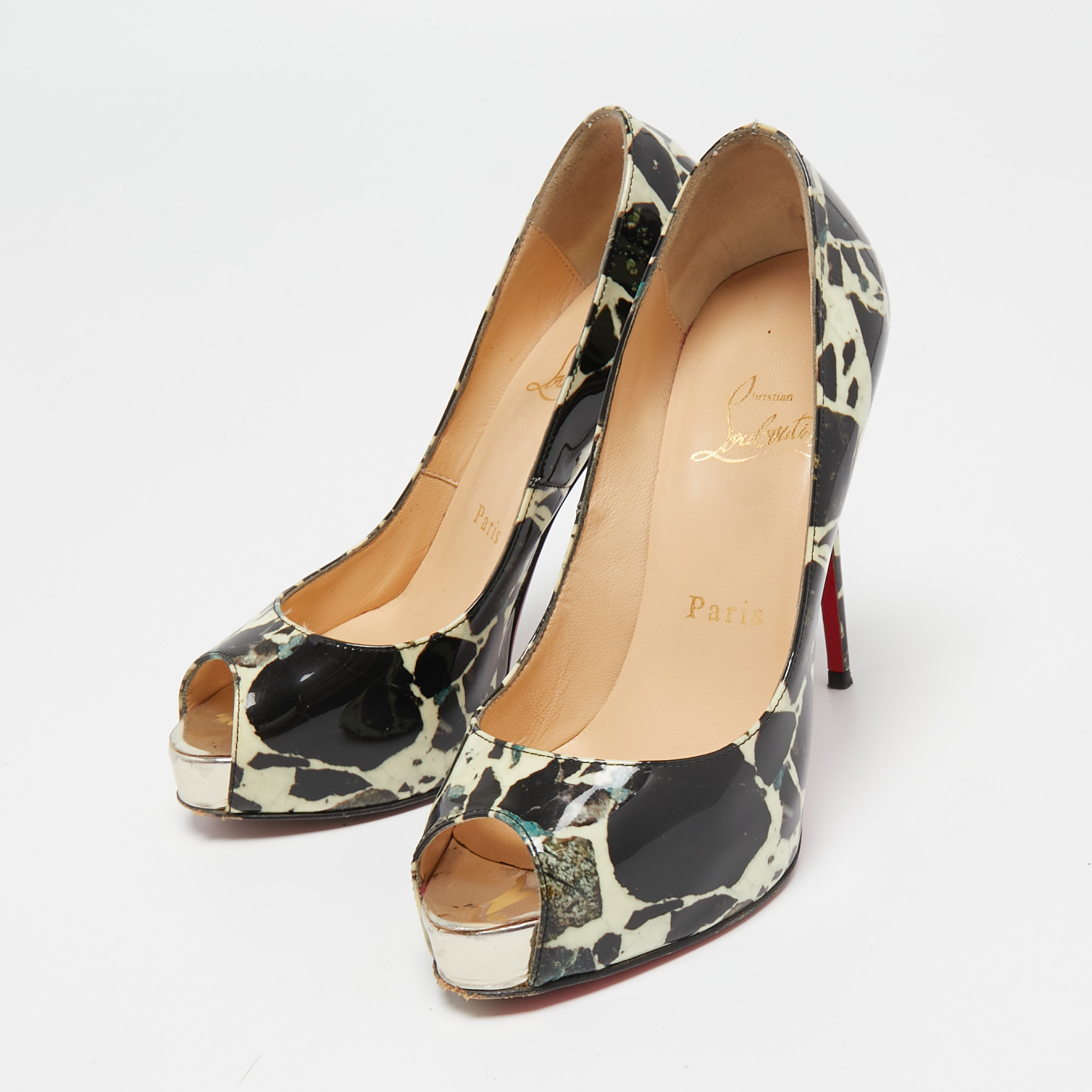 

Christian Louboutin Black/Beige Marble Print Patent Leather New Very Prive Pumps Size