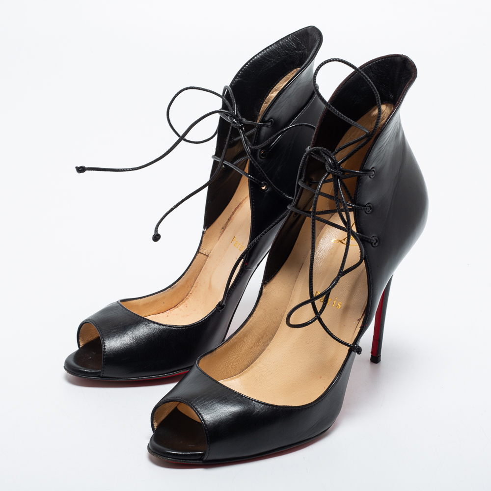 

Christian Louboutin Black Leather Mega Vamp Pumps Size