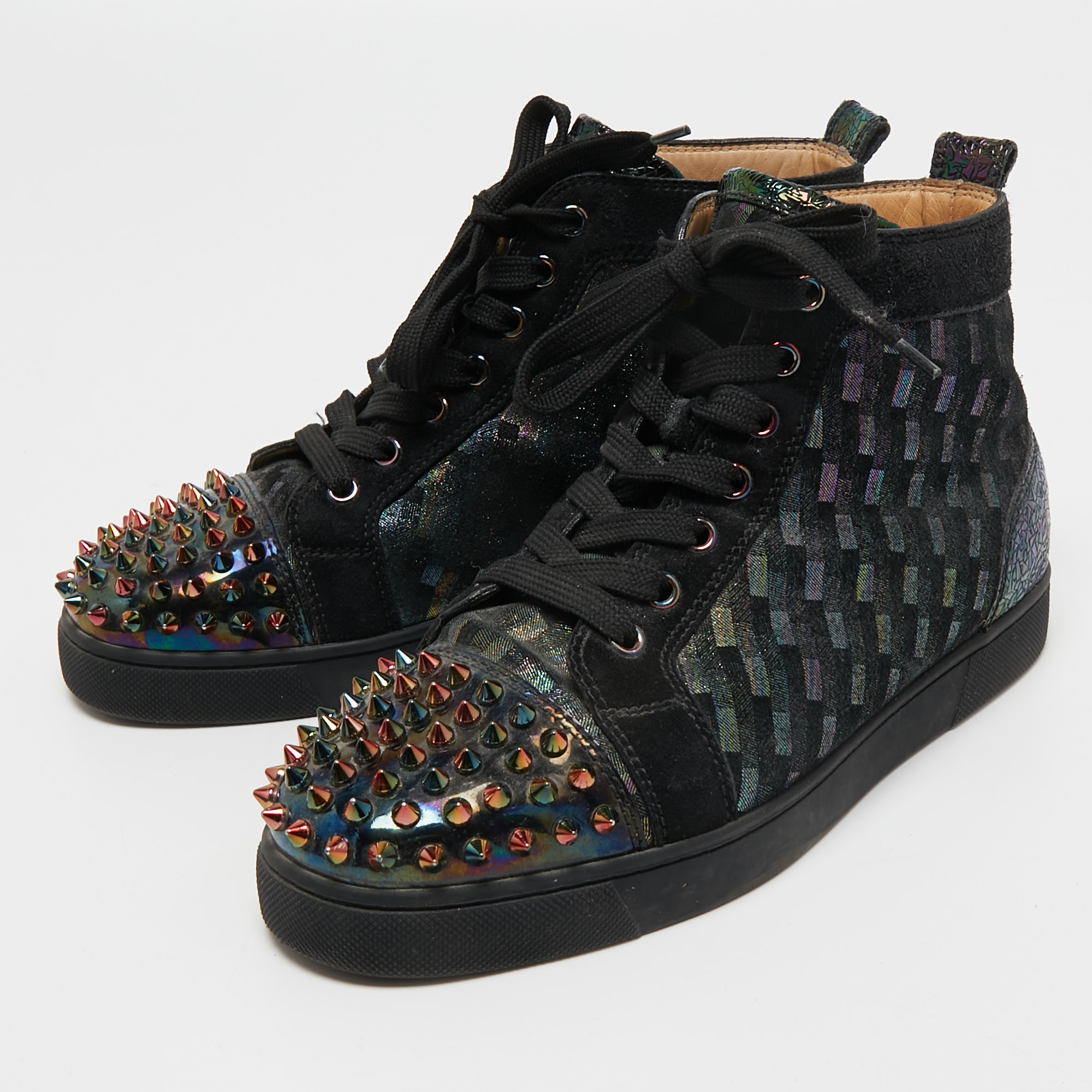 

Christian Louboutin Multicolor Suede Louis Spikes Sneakers Size