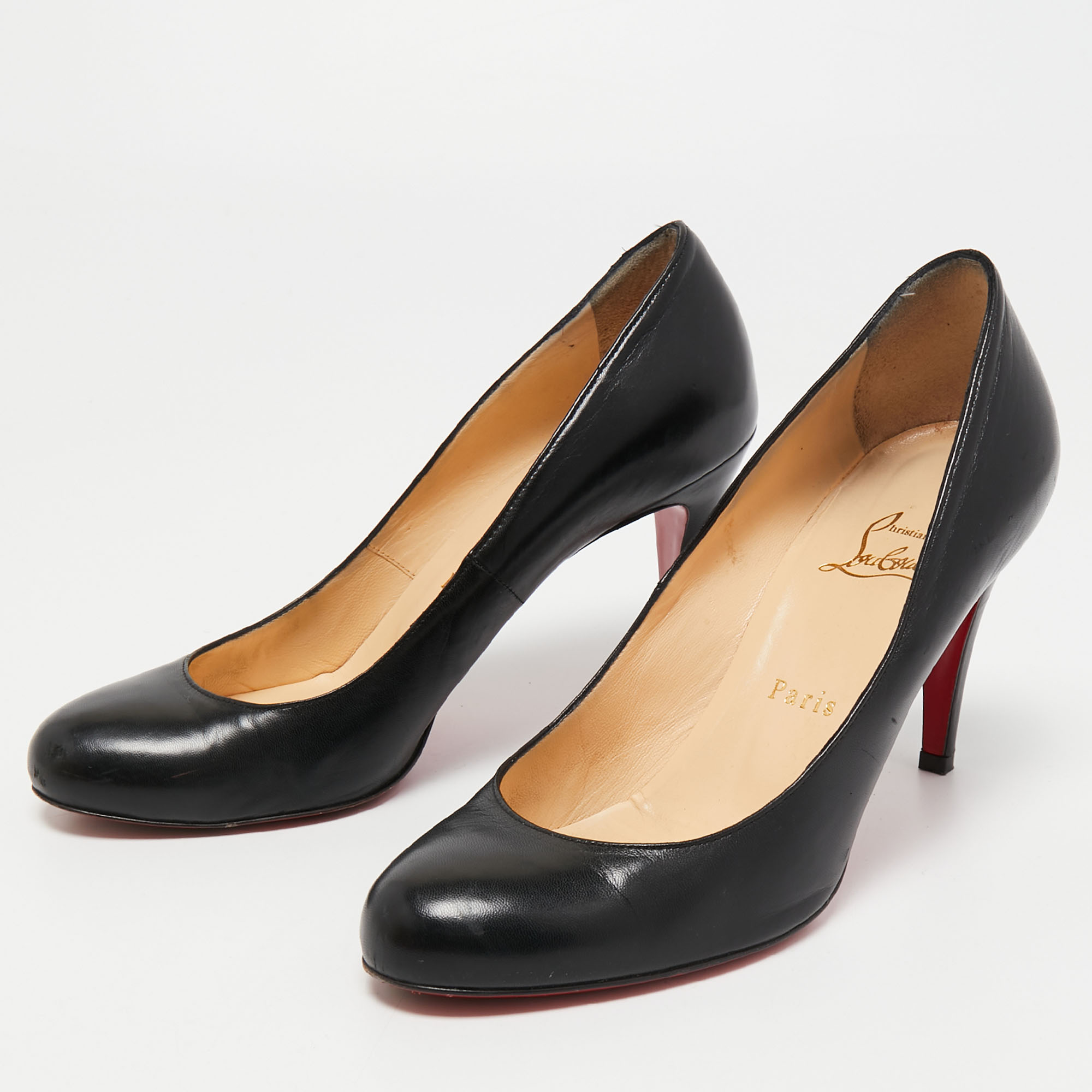 

Christian Louboutin Black Leather Simple Pumps Size