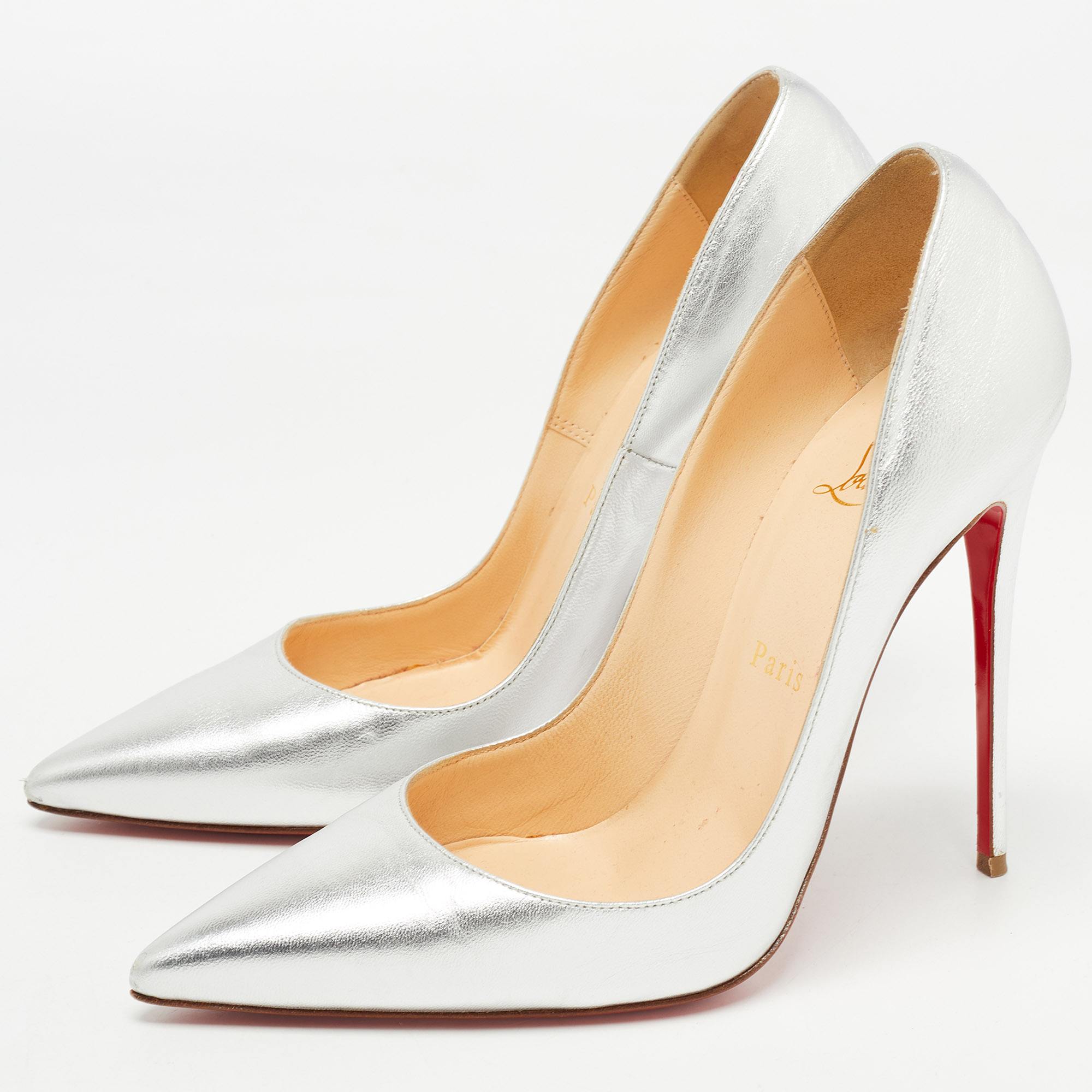 

Christian Louboutin Silver Leather So Kate Pumps Size