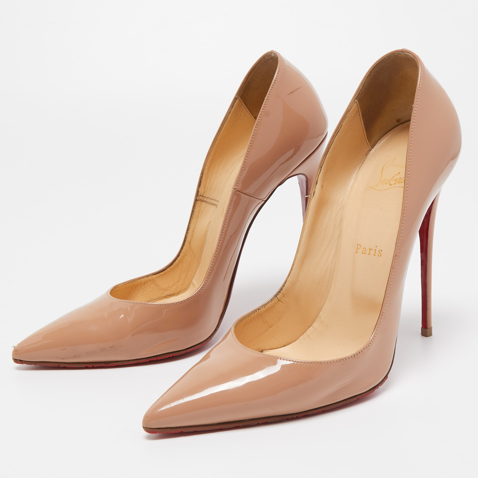 

Christian Louboutin Beige Patent Leather So Kate Pumps Size