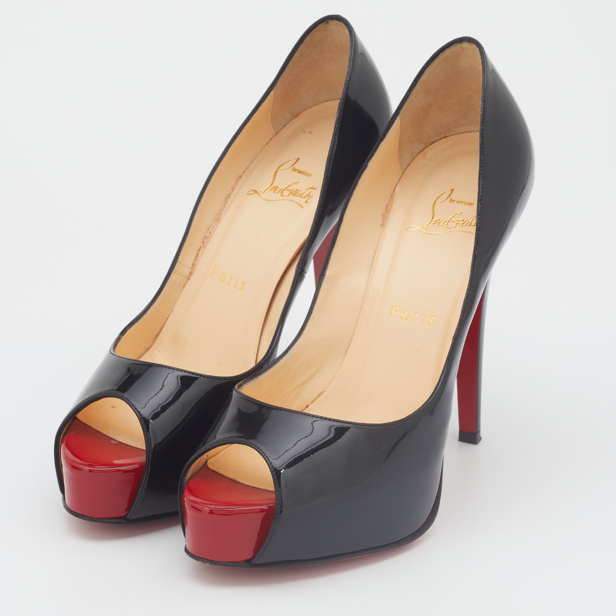 

Christian Louboutin Black Patent Leather Very Prive Pumps Size