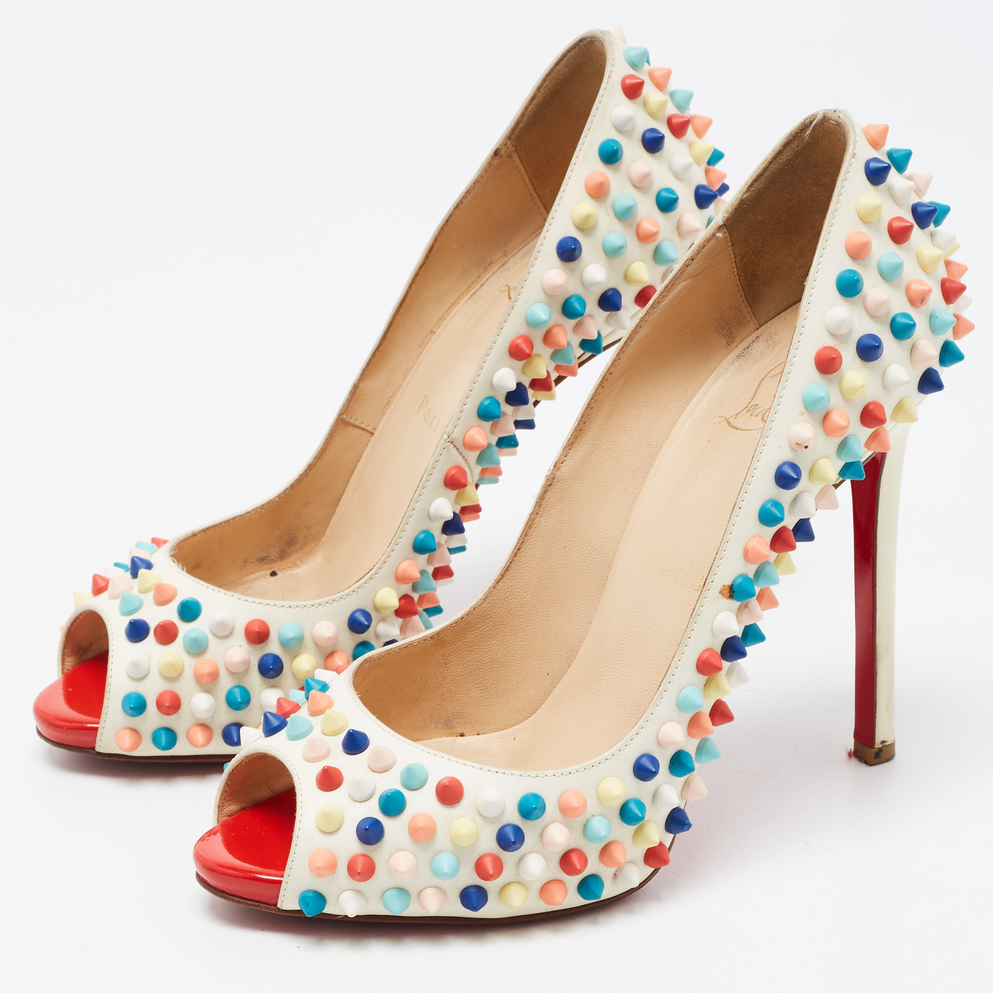 

Christian Louboutin White Leather Flo Spike Pumps Size
