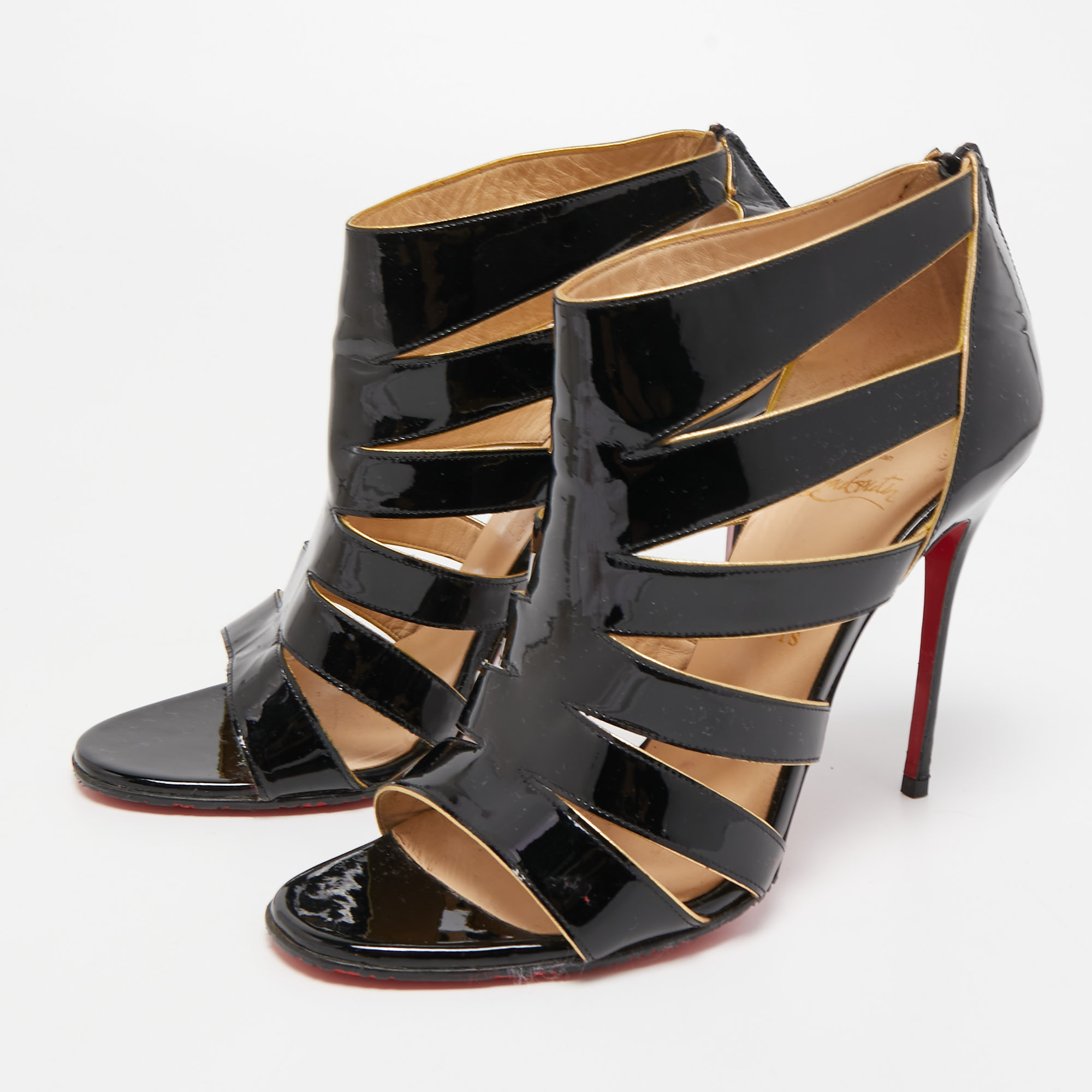 

Christian Louboutin Black/Gold Patent Leather Beauty K Sandals Size