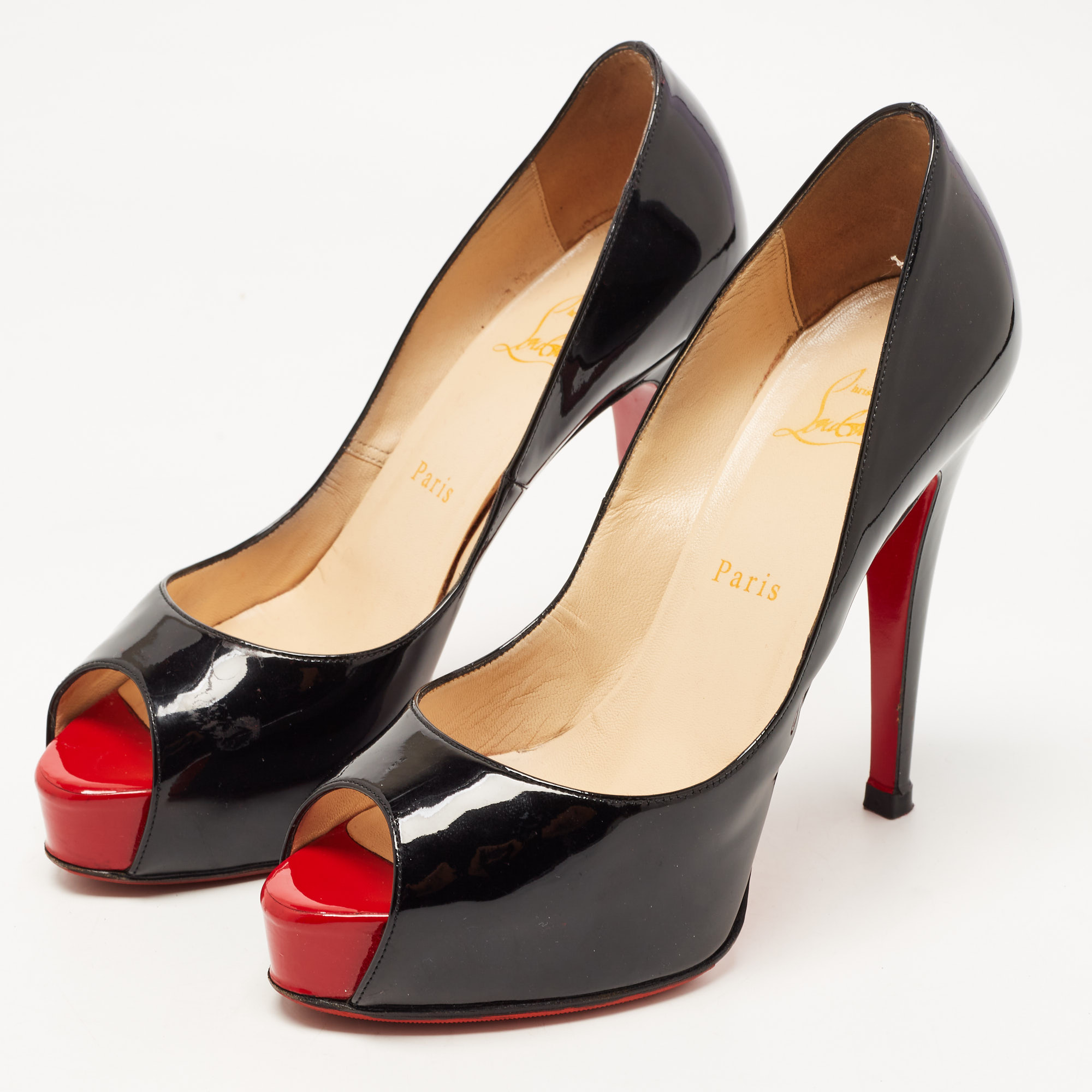 

Christian Louboutin Black Patent Leather Very Prive Pumps Size
