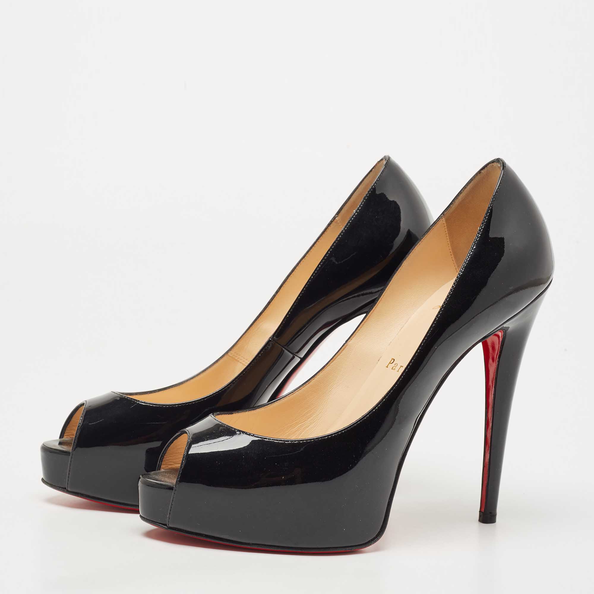 

Christian Louboutin Black Patent Very Prive Pumps Size, Beige