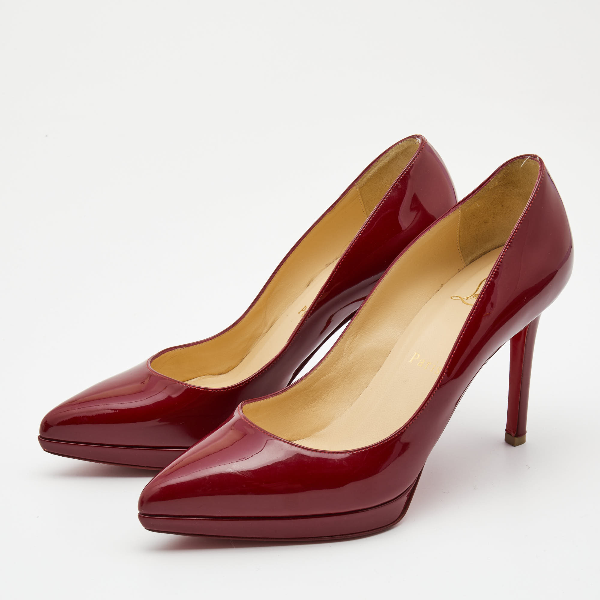 

Christian Louboutin Burgundy Patent Leather Pigalle Plato Pumps Size