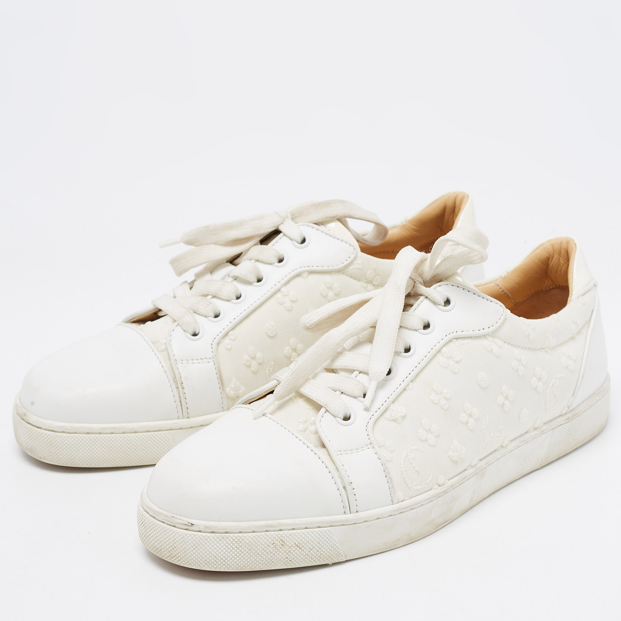 

Christian Louboutin White Fabric and Leather Vieira Orlato Sneakers Size