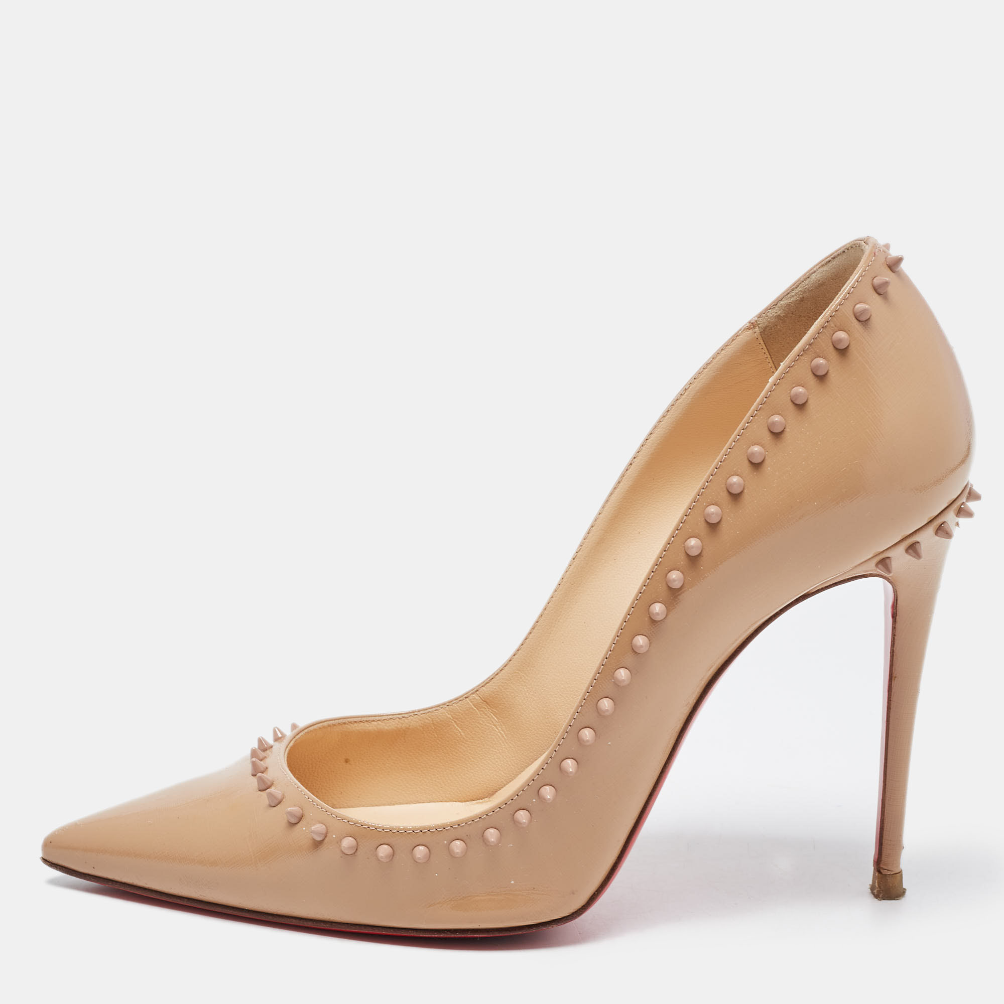 

Christian Louboutin Beige Patent Leather Anjalina Spike Pointed Toe Pumps Size