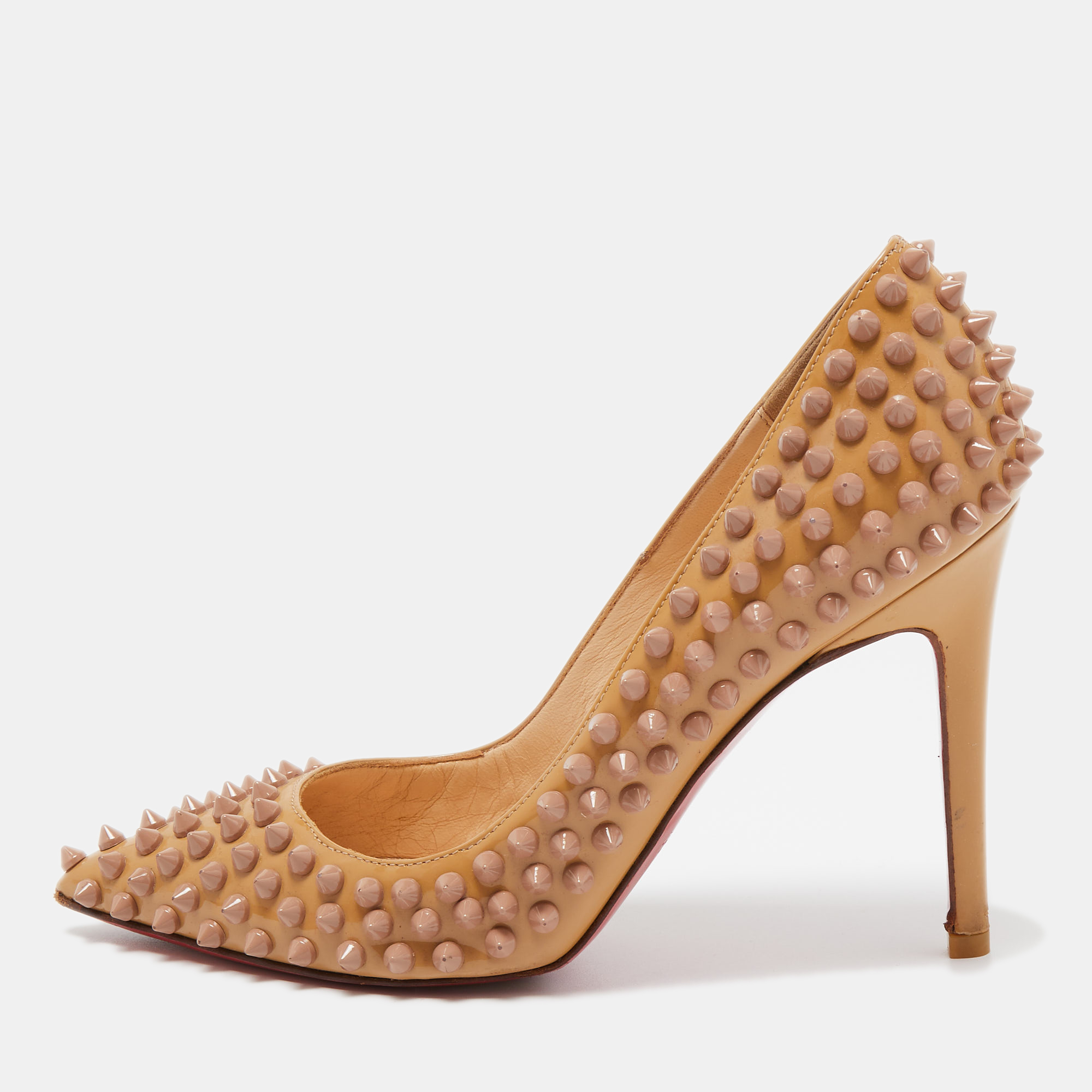 

Christian Louboutin Beige Patent Leather Pigalle Spikes Pumps Size