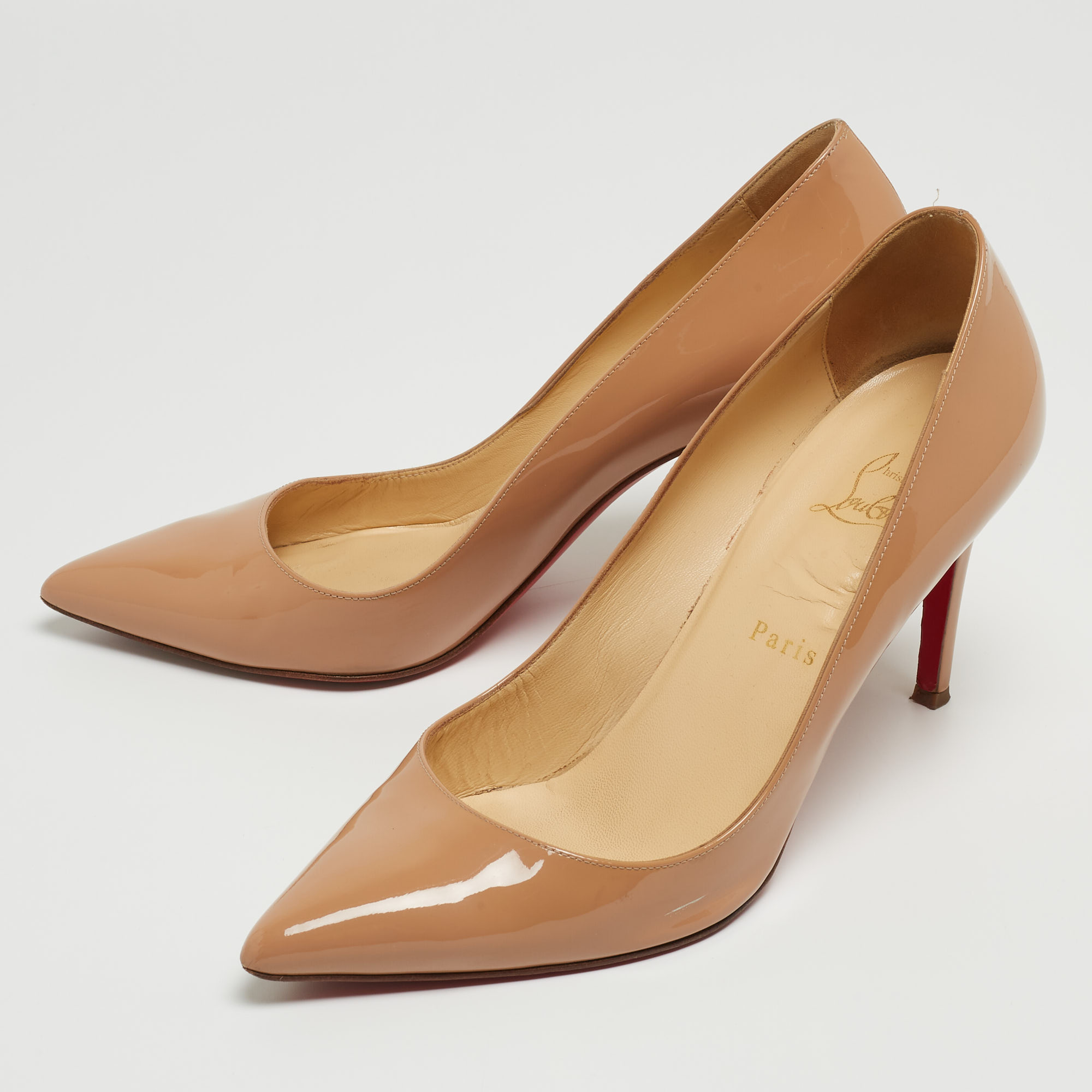 

Christian Louboutin Beige Patent Leather Pigalle Pumps Size