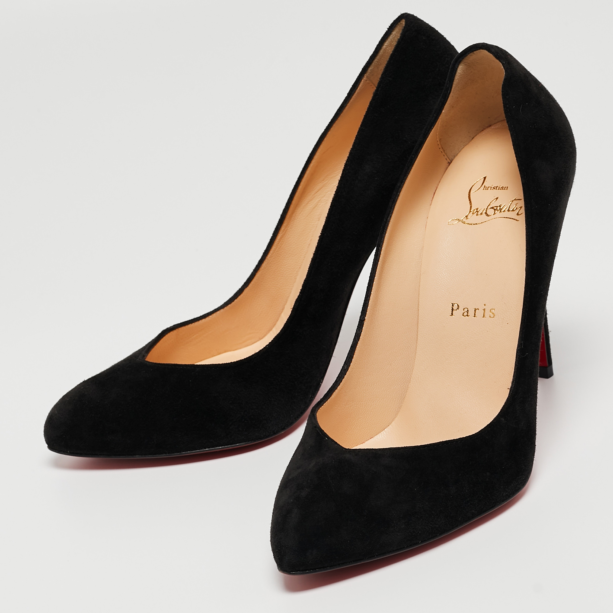 

Christian Louboutin Black Suede Pointed Toe Pumps Size