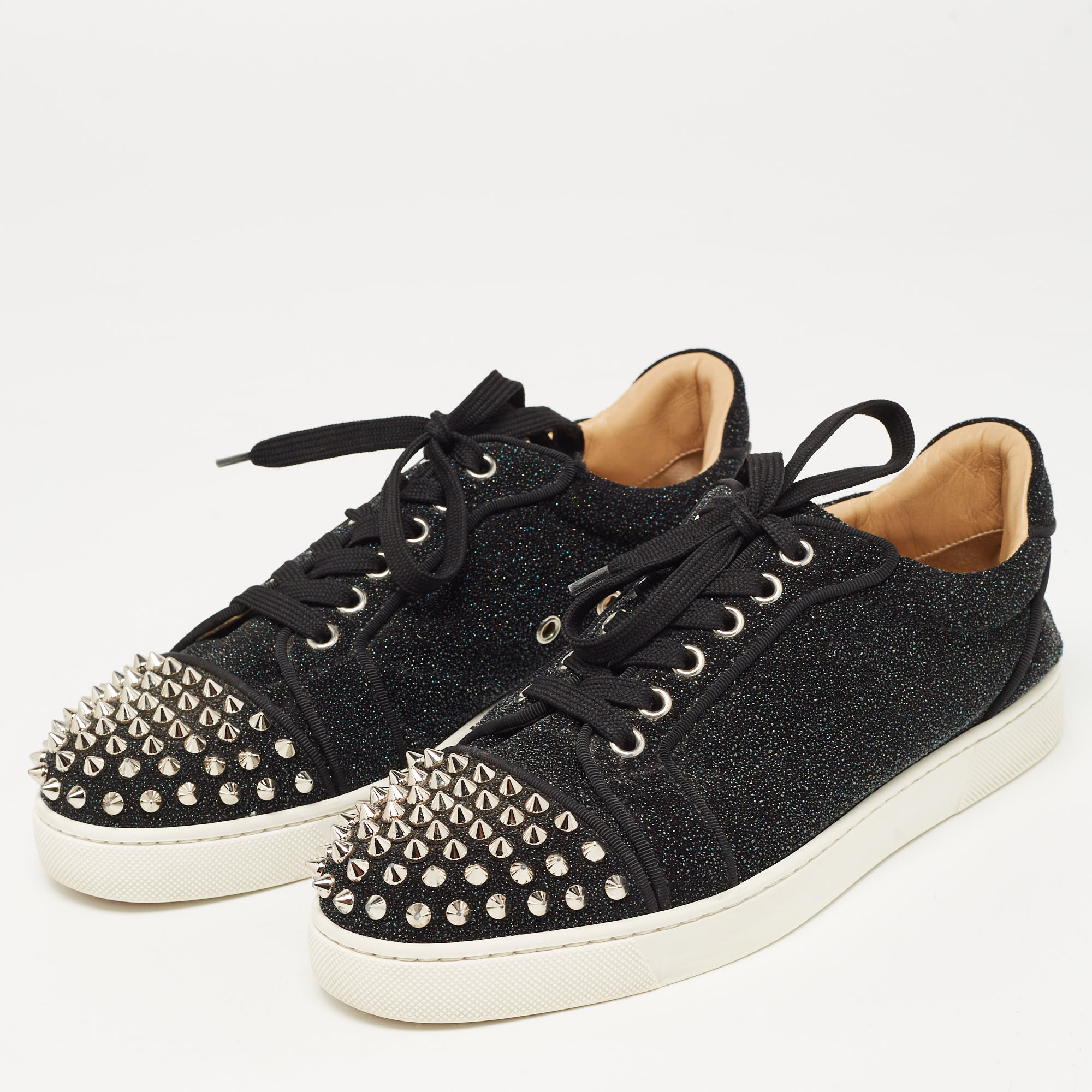 

Christian Louboutin Black Textured Suede Louis Junior Spike Sneakers Size