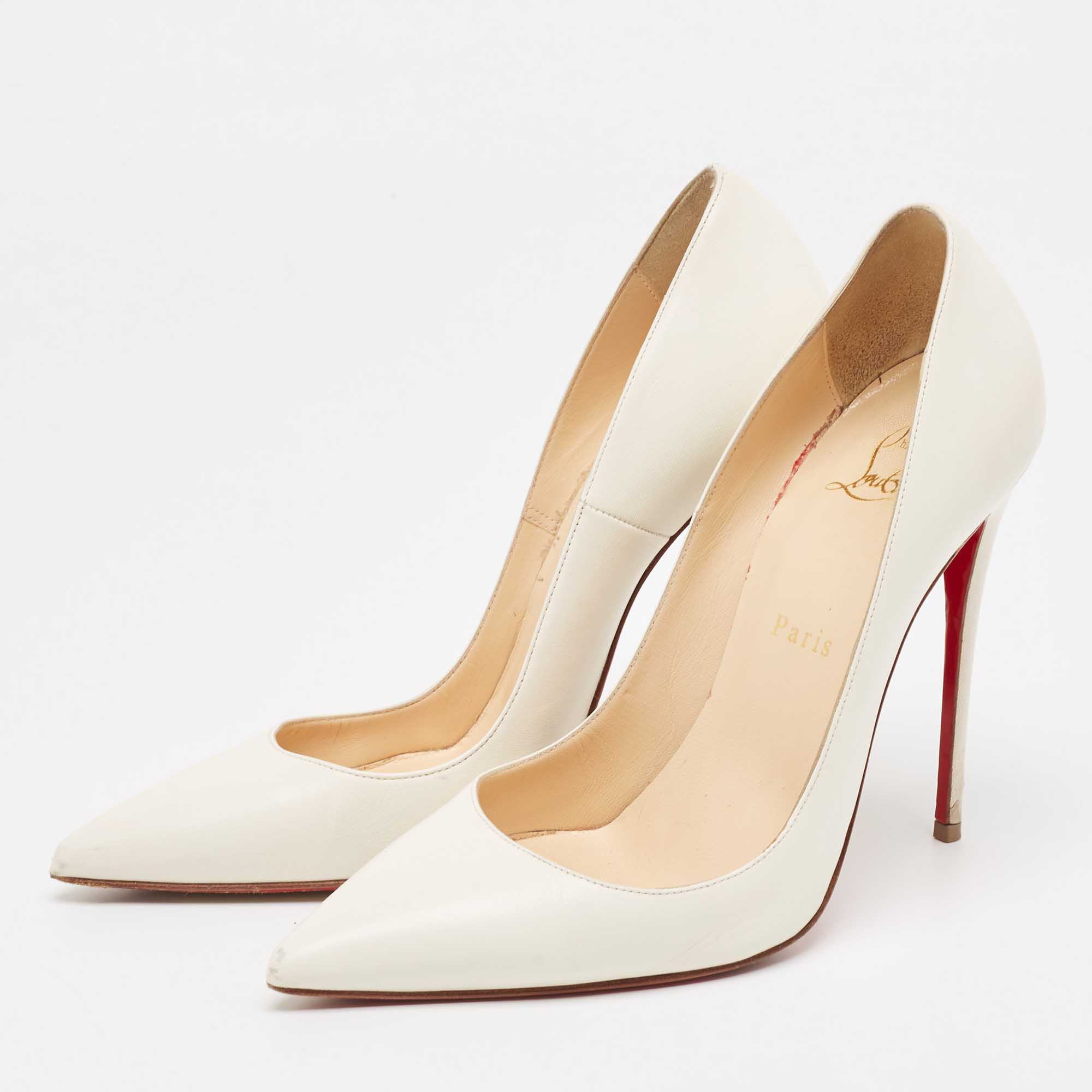 

Christian Louboutin Off White Leather So Kate Pumps Size