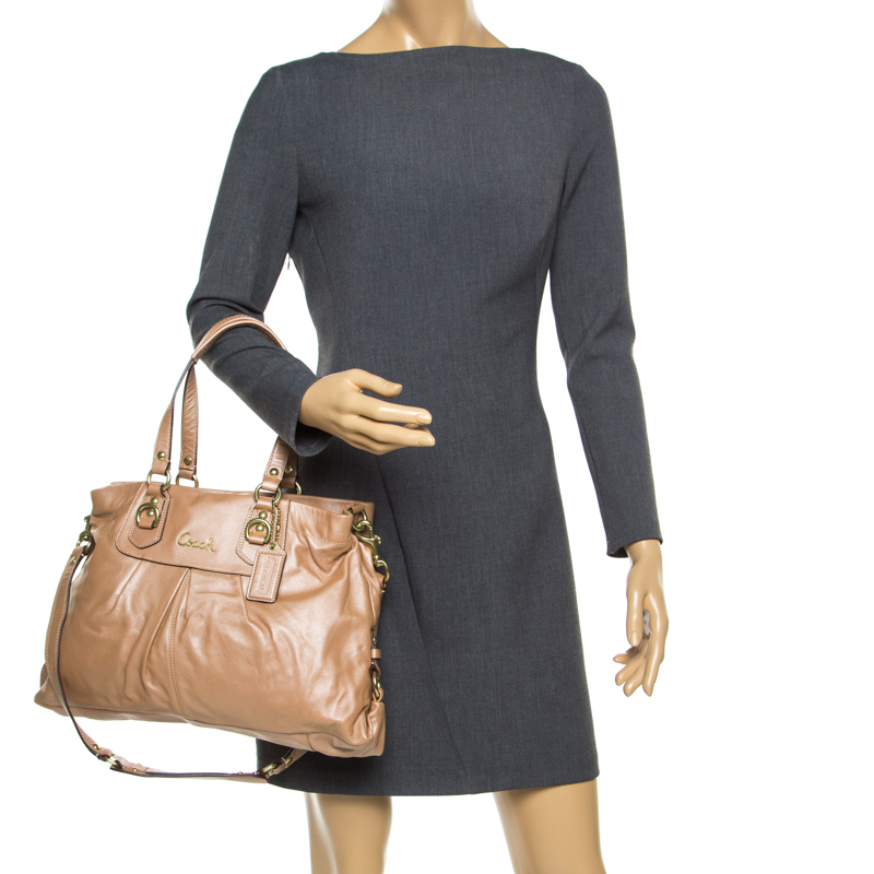 

Coach Shimmering Beige Leather Top Handle Bag