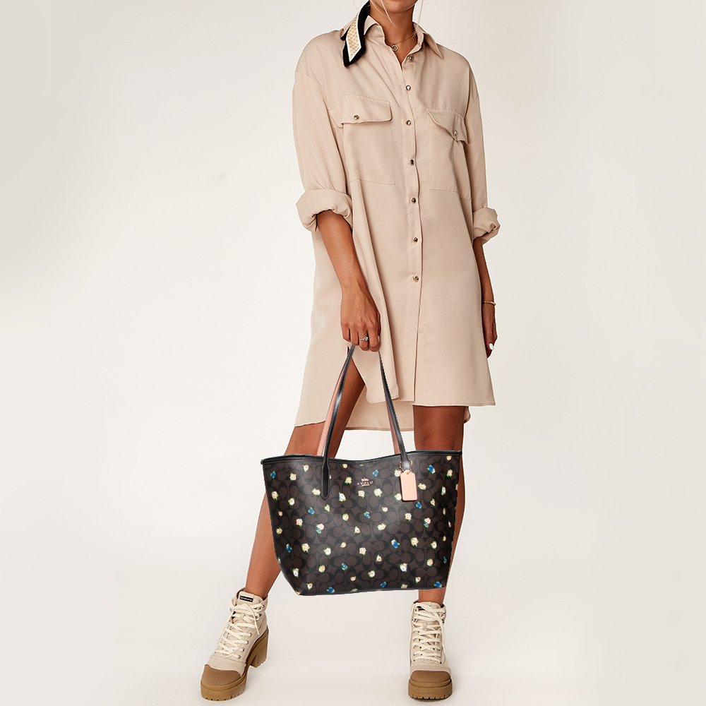 

Coach Brown Signature Coated Canvas and Leather Floral Print City Tote