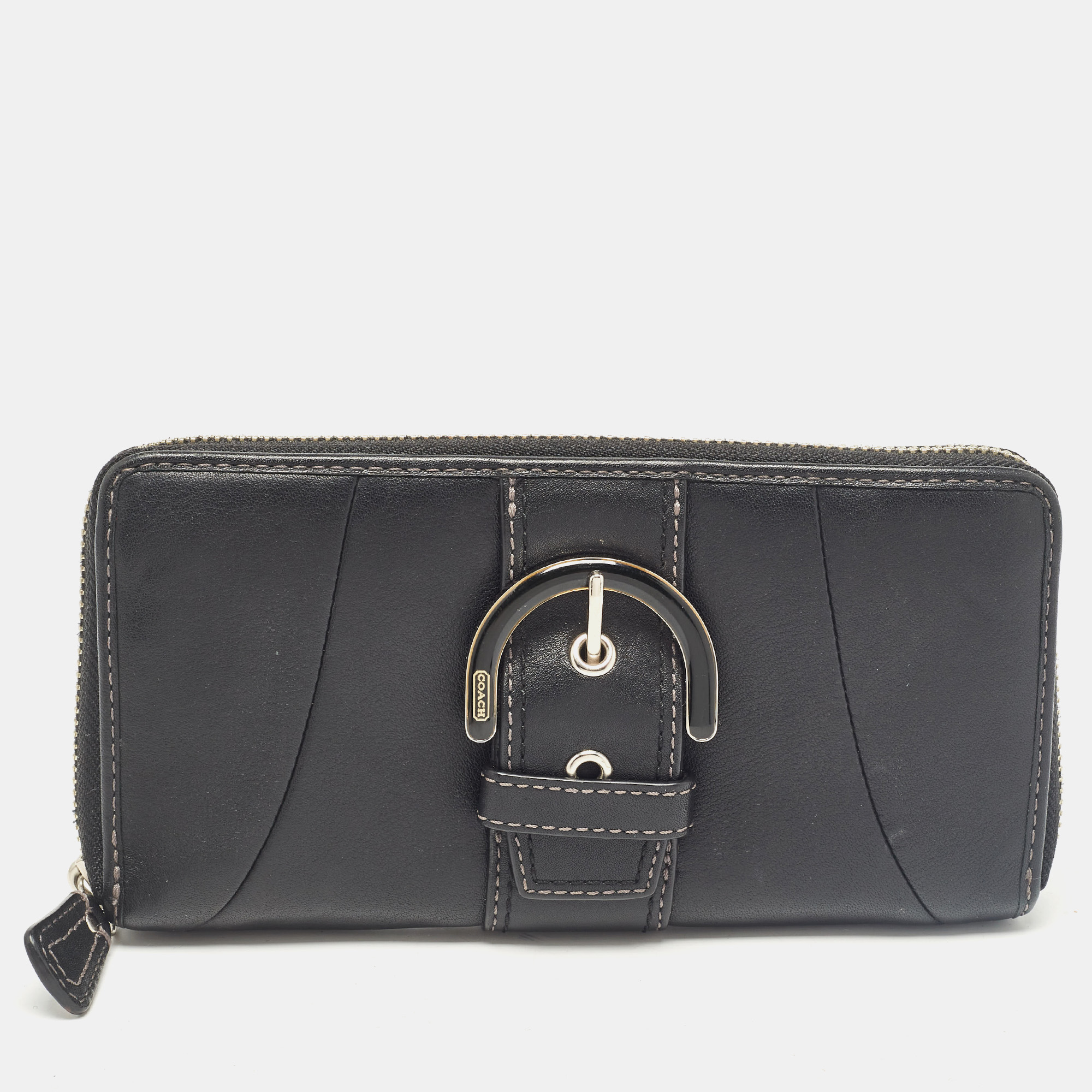 

Coach Black Leather Buckle Zip Continental Wallet