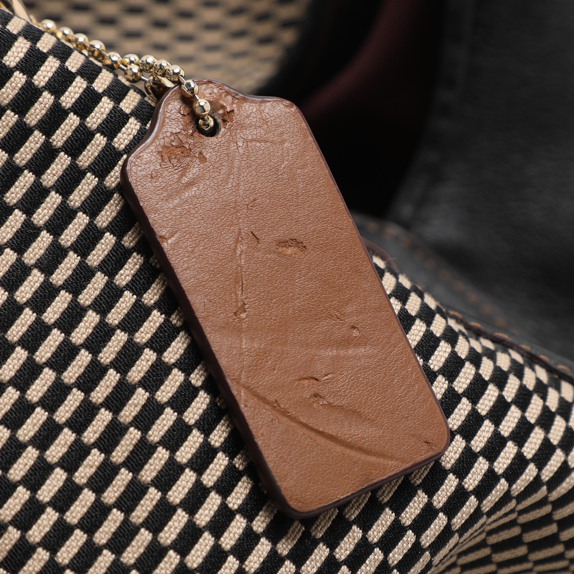Coach Black/Beige Canvas And Leather Carlyle Shoulder Bag 