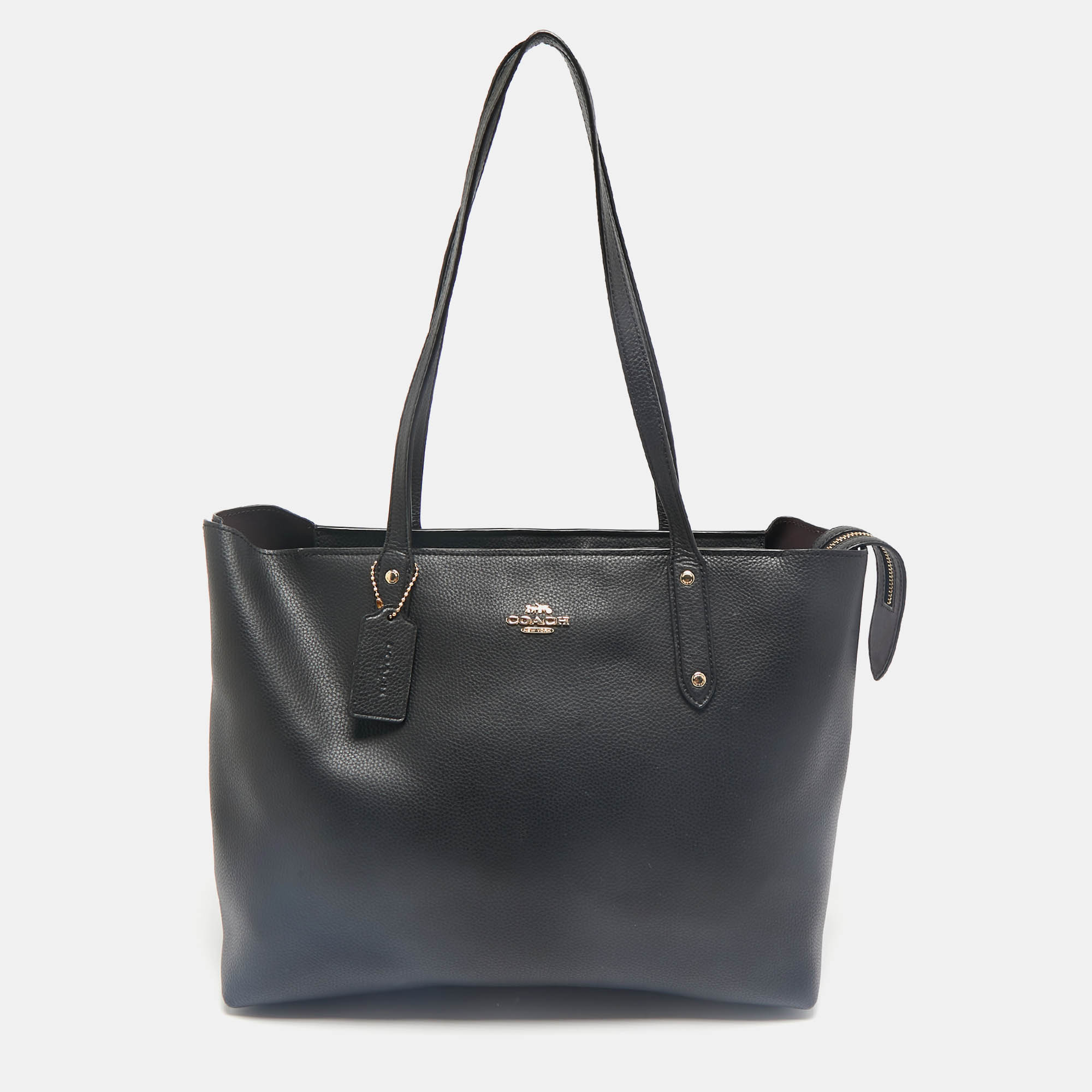 

Coach Black Leather Central Zip Tote