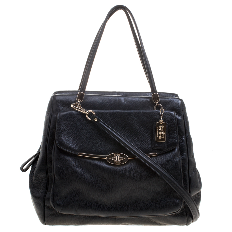 Pre Owned حقيبة كتف كوتش جلد سوداء