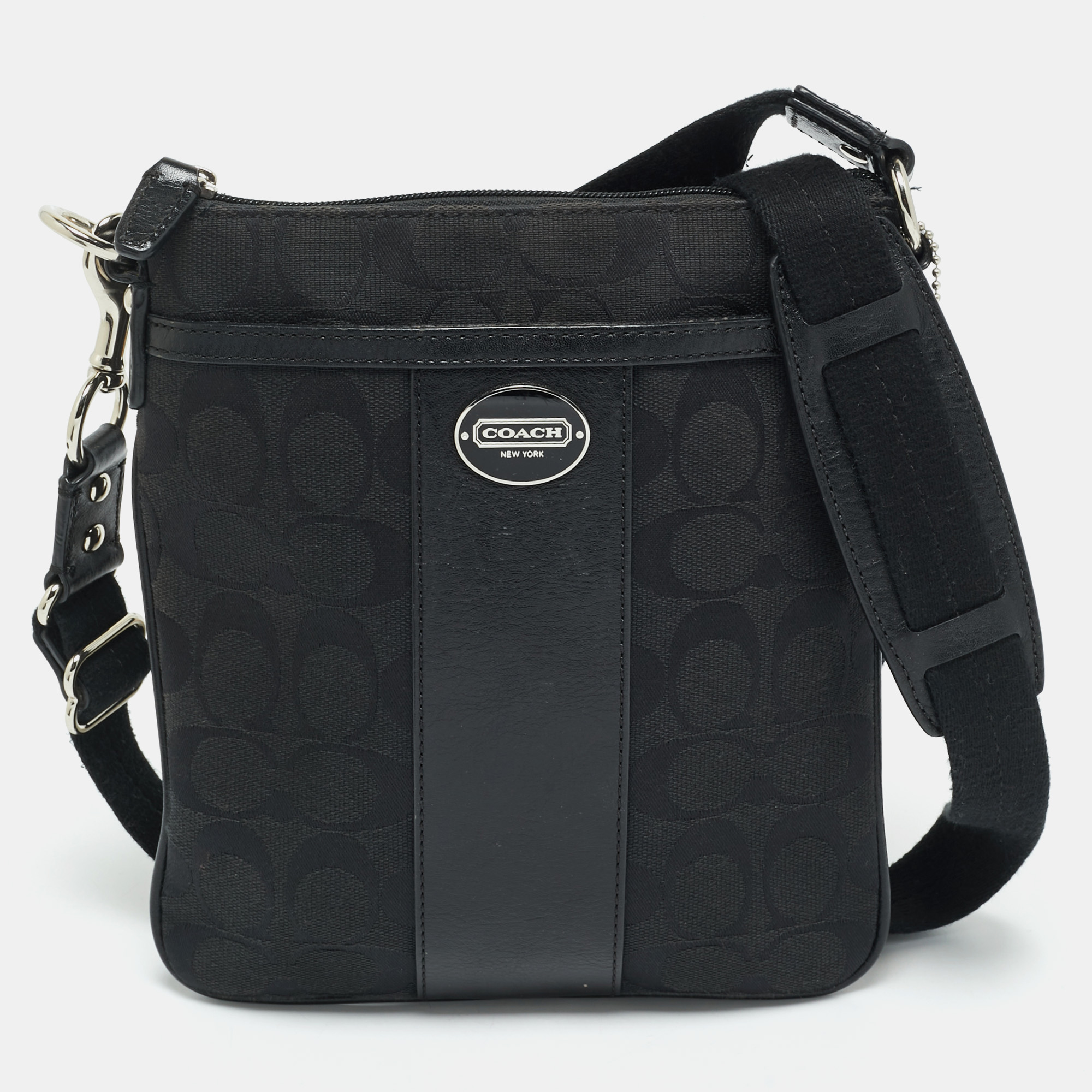 

Coach Black Signature Canvas and Leather Swingpack Crossbody Bag