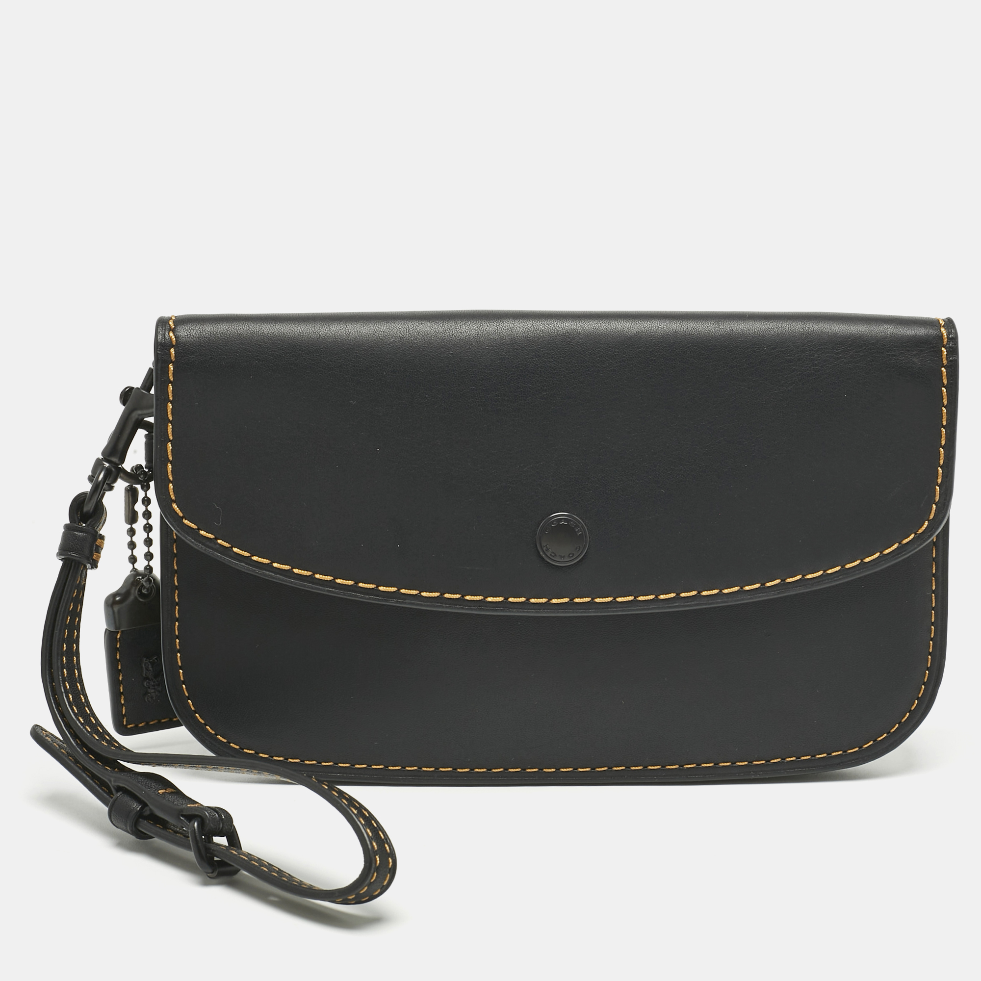 

Coach Black Leather Wristlet Clutch