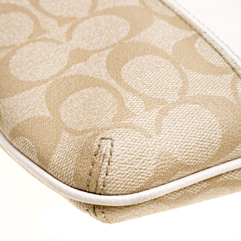 Pre Owned Coach Beige/White Signature Canvas and Leather Crossbody Bag