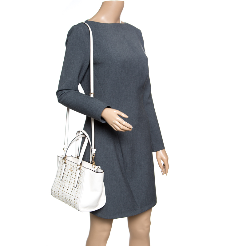 

Coach Off White Leather Eyelet Floral Details Top Handle Bag