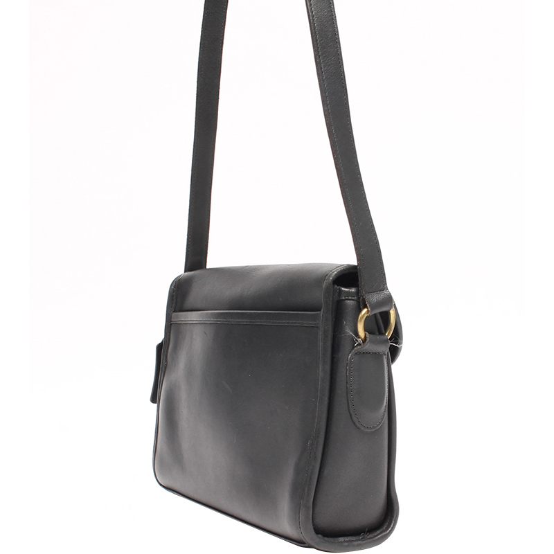 

Coach Black Leather Shoulder Bag