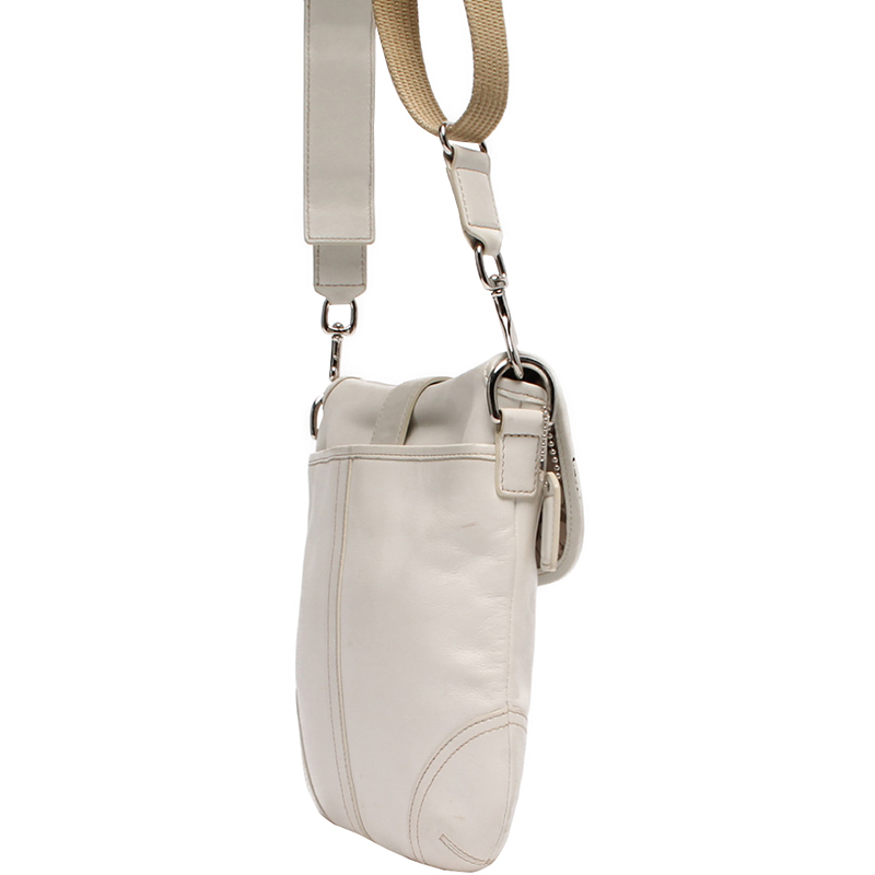 

Coach White Leather Shoulder Bag