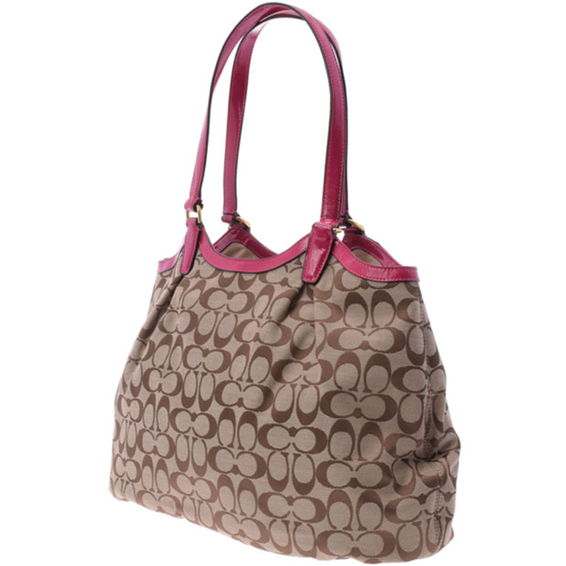 

Coach Beige/Pink PVC Signature Canvas Stripe Shoulder Bag