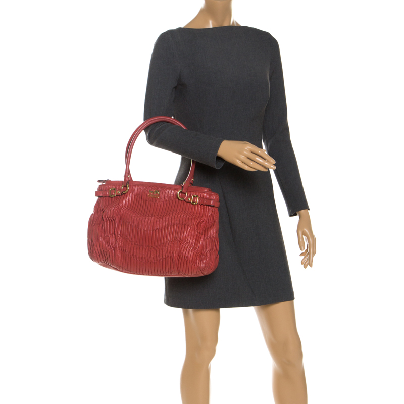 

Coach Orange Pleated Leather Sophia Sachel