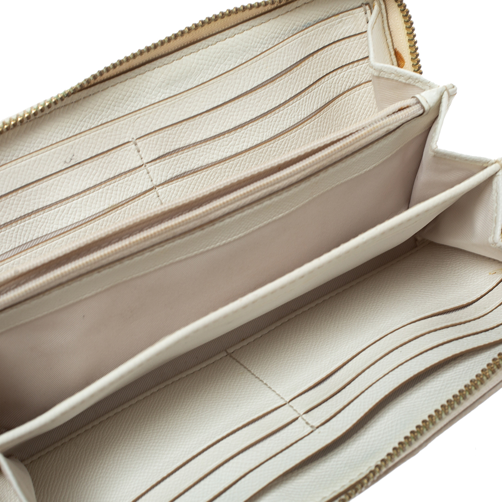 

Coach Beige/Cream Signature Coated Canvas and Leather Accordion Zip Around Wallet