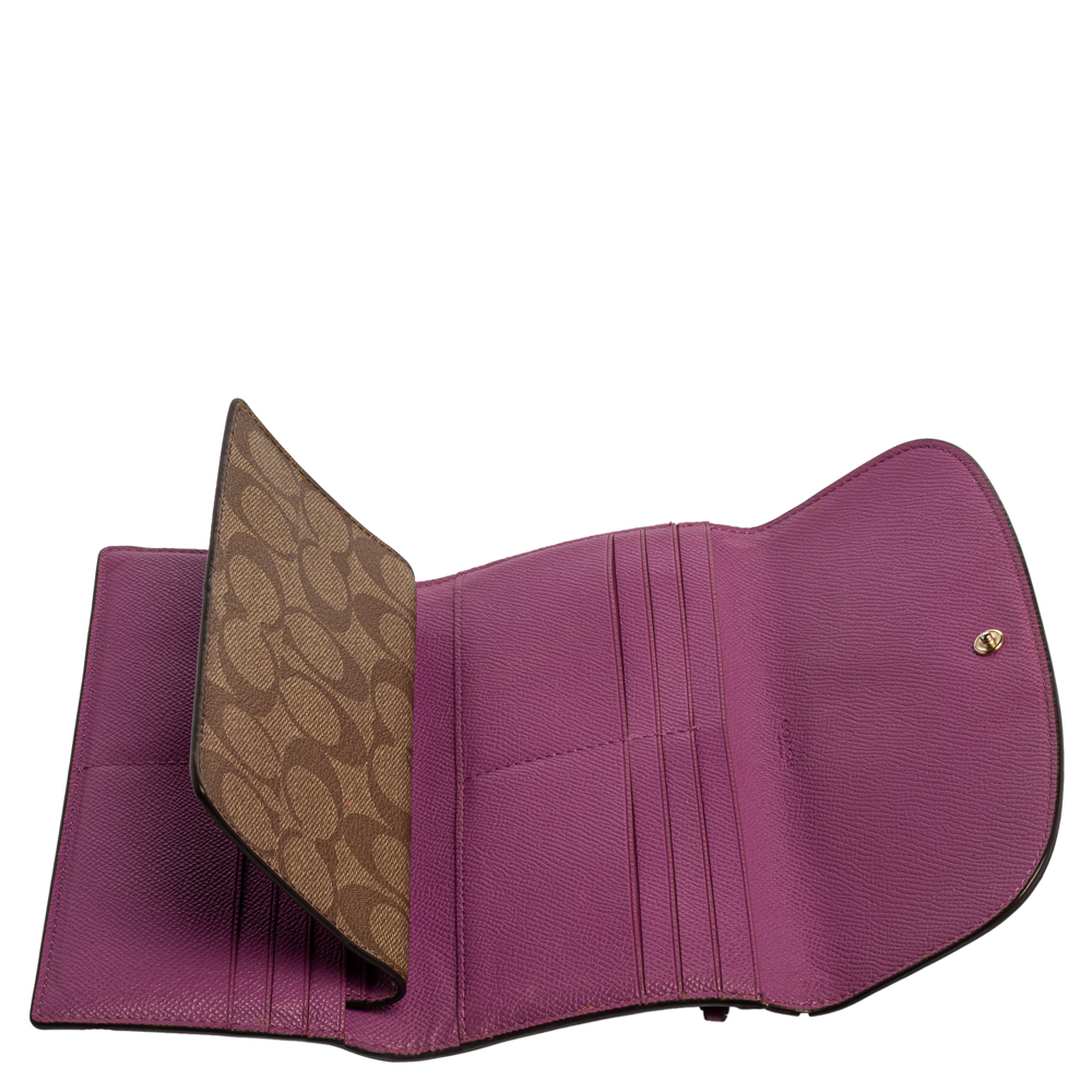 

Coach Beige/Magenta Signature Coated Canvas and Leather Continental Wallet