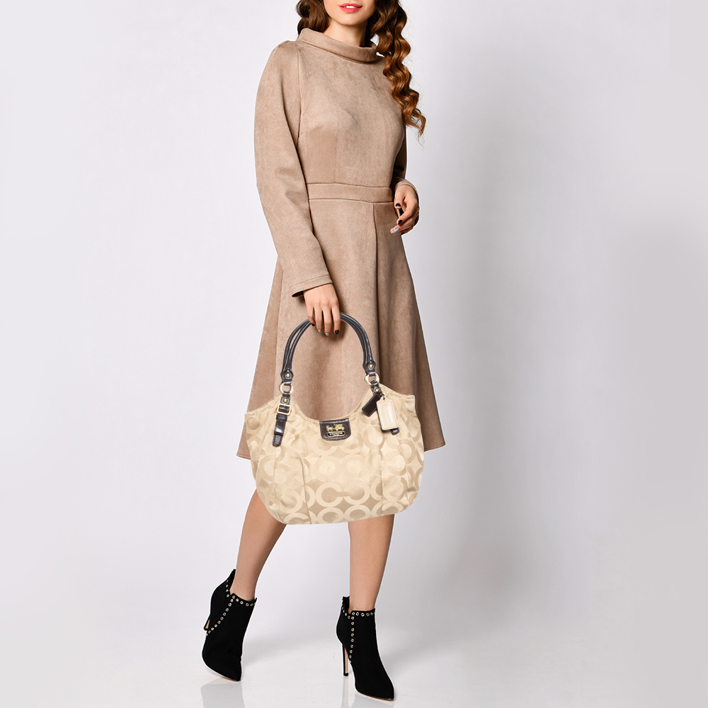 

Coach Beige/Brown Op Art Signature Canvas and Leather Madison Abigail Tote