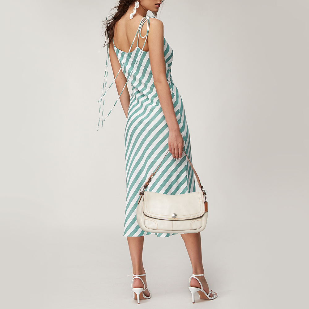 

Coach White Leather Flap Shoulder Bag