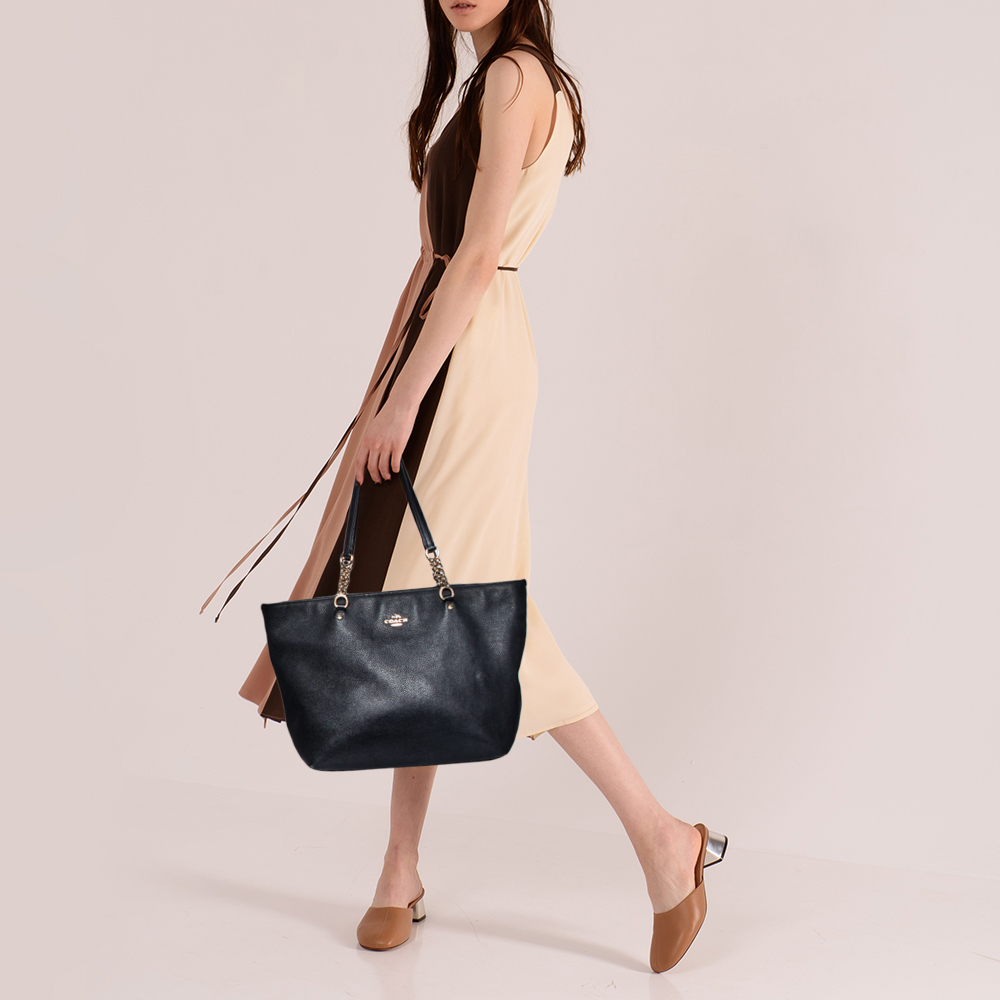 

Coach Black Leather Sophia Chain Tote