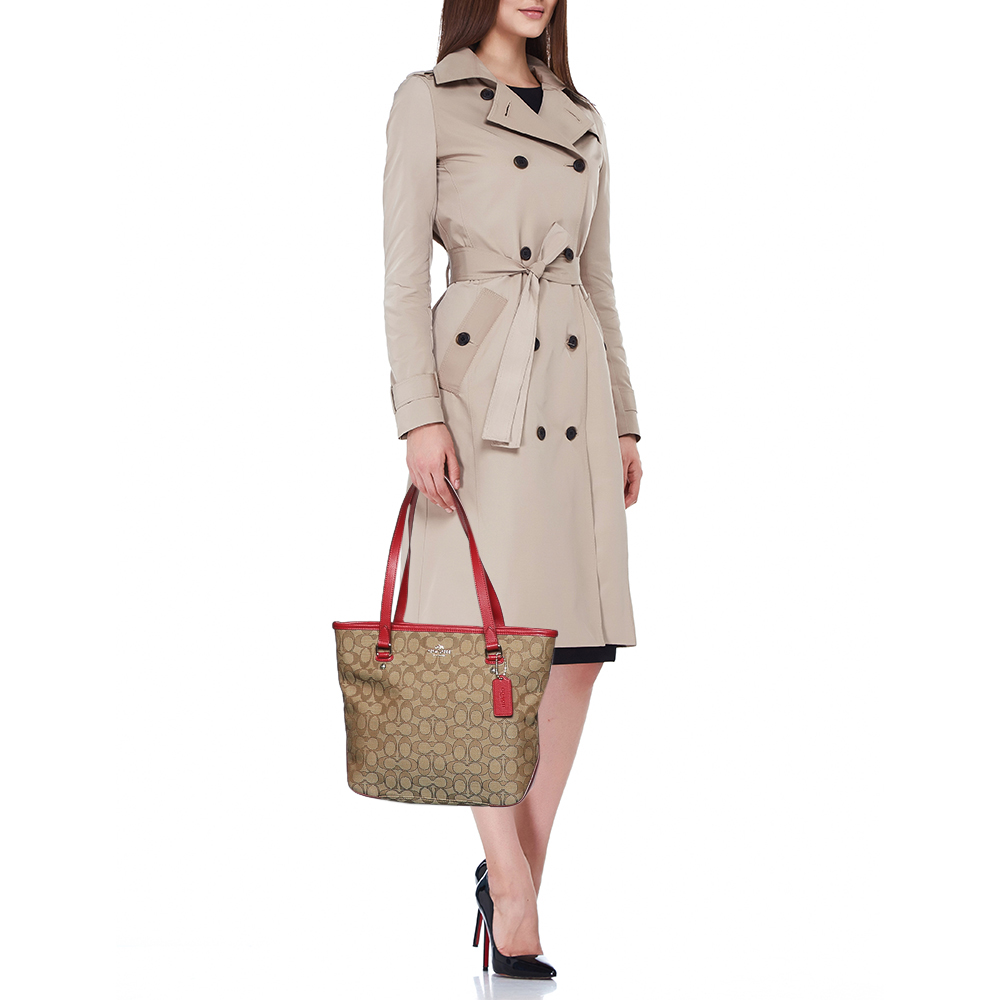 

Coach Beige/Red Signature Canvas And Leather Trim Tote