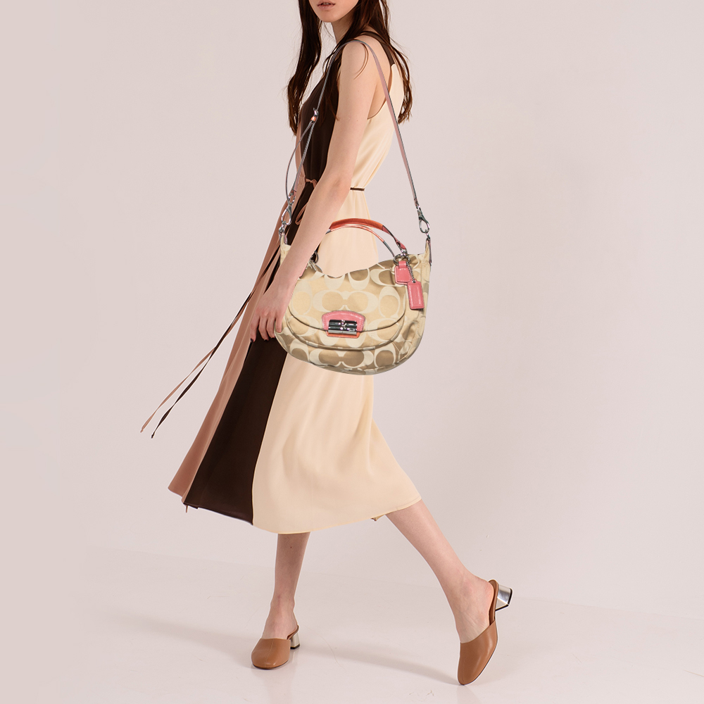 

Coach Pink/Beige Signature Fabric and Lizard Embossed Leather Kristin Hobo