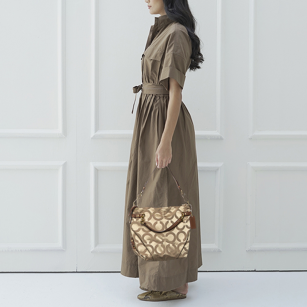

Coach Beige/Brown Signature Canvas And Leather Shoulder Bag
